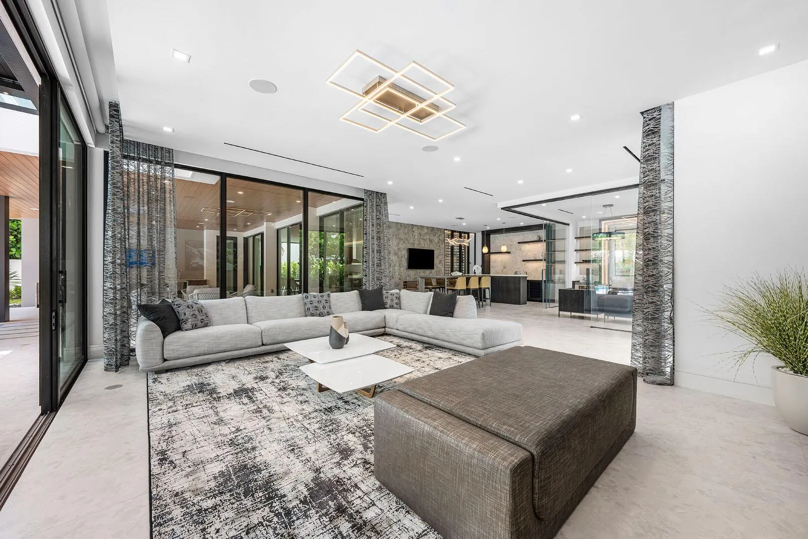 217 Thatch Palm Drive