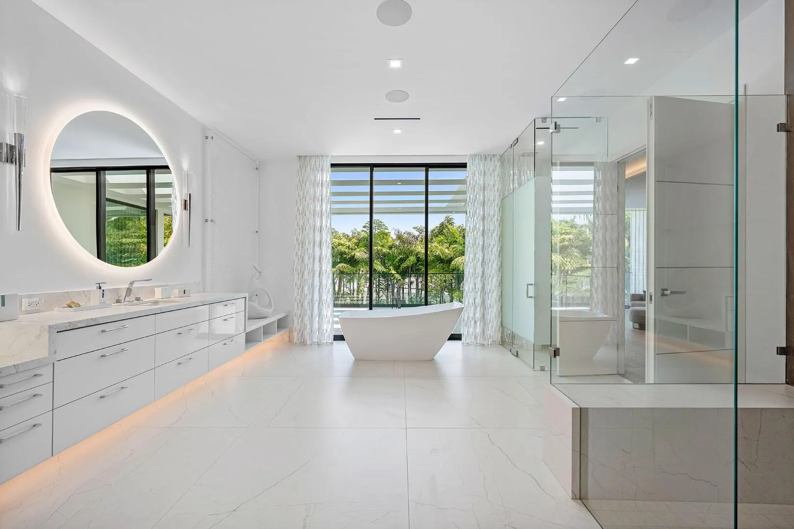 217 Thatch Palm Drive