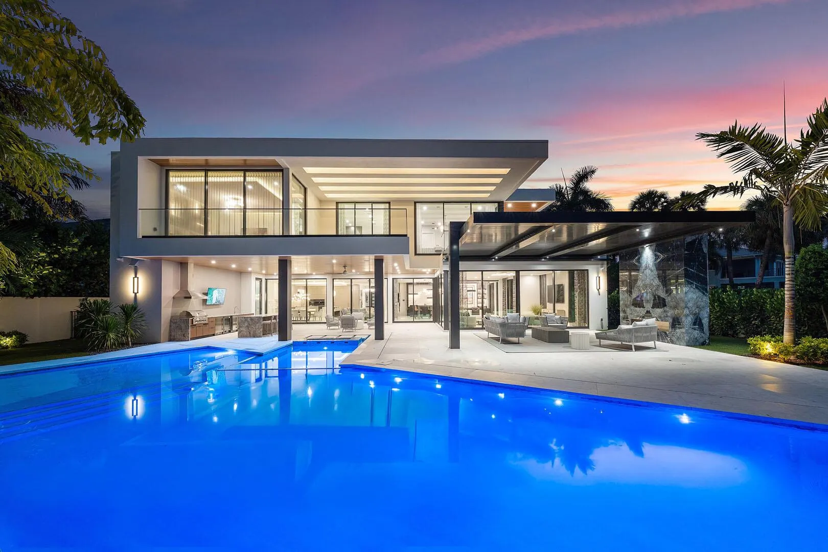 217 Thatch Palm Drive