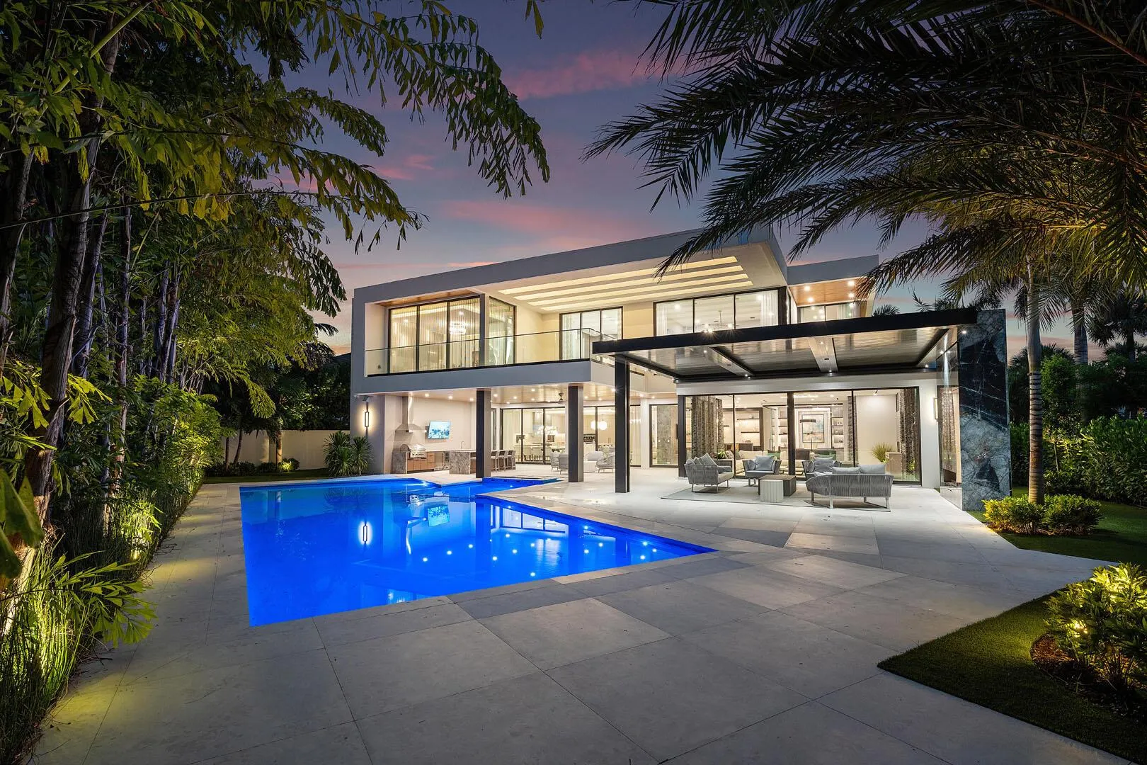 217 Thatch Palm Drive