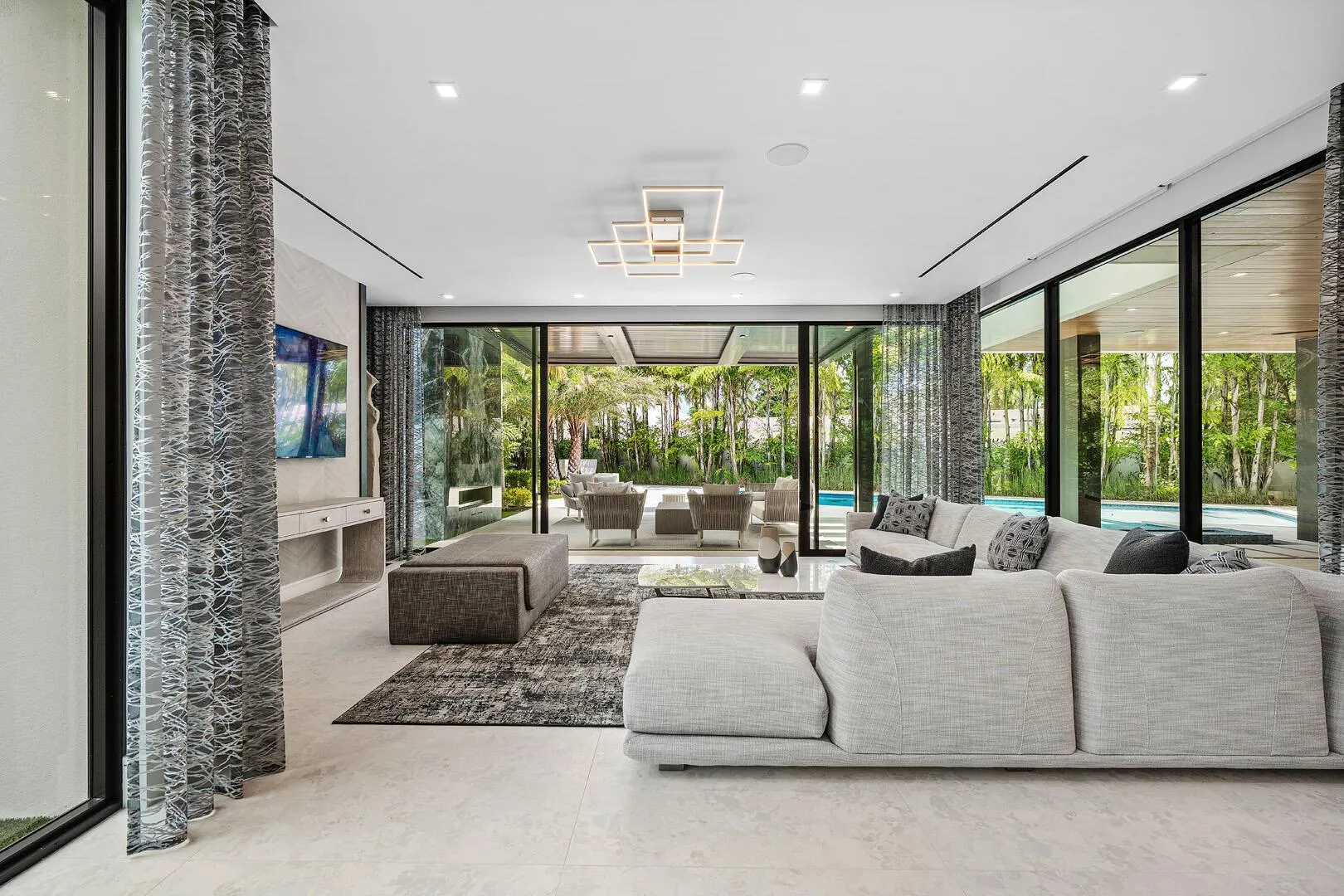 217 Thatch Palm Drive