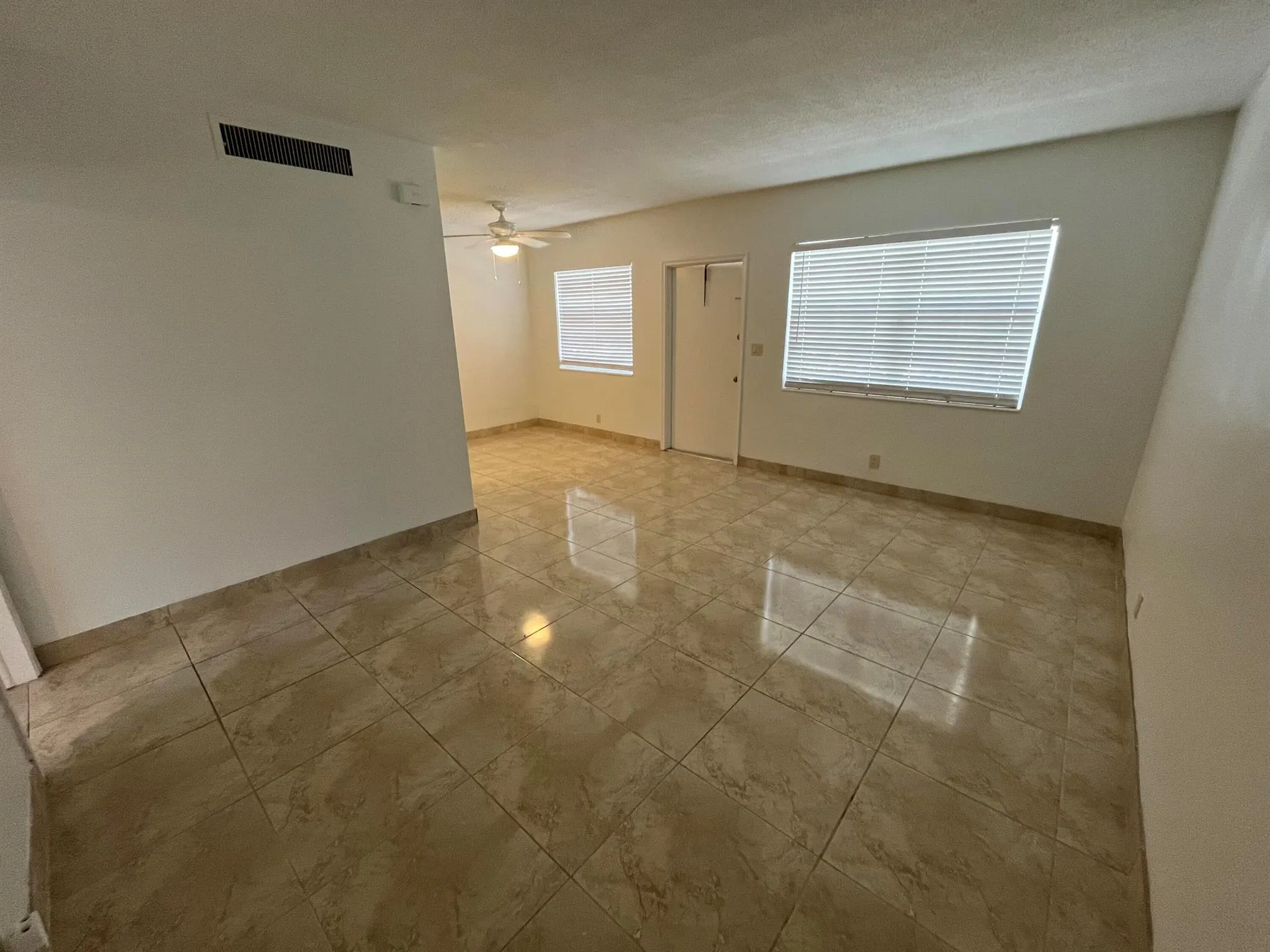 3220 NE 10th Street, #4