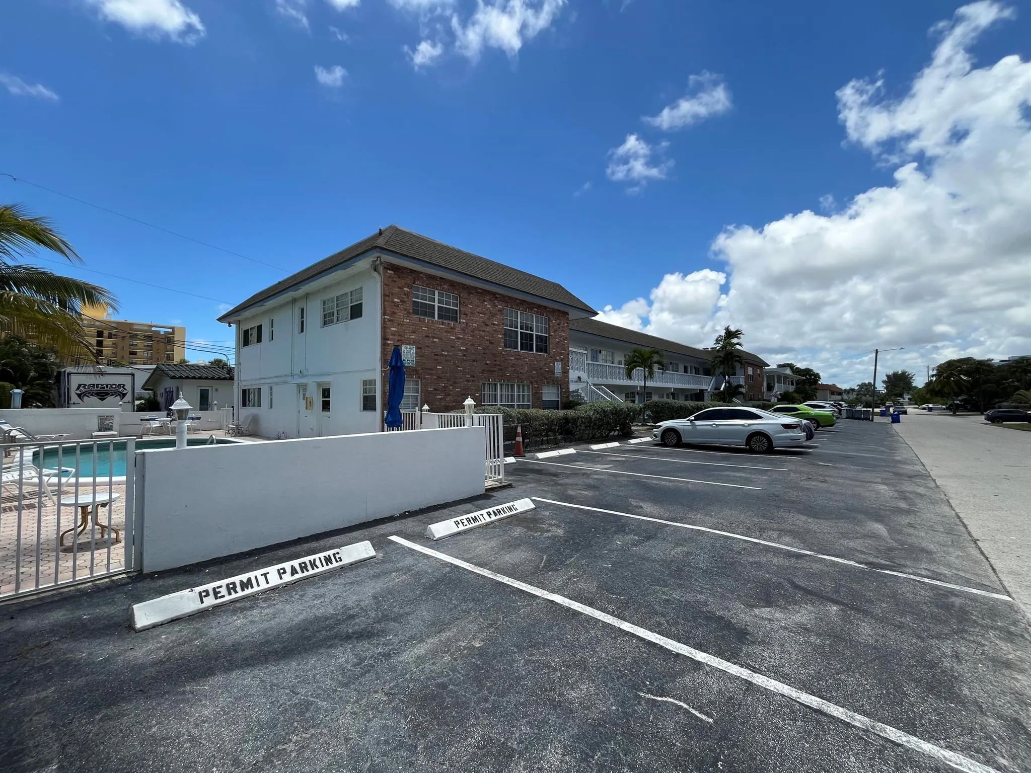 3220 NE 10th Street, #4