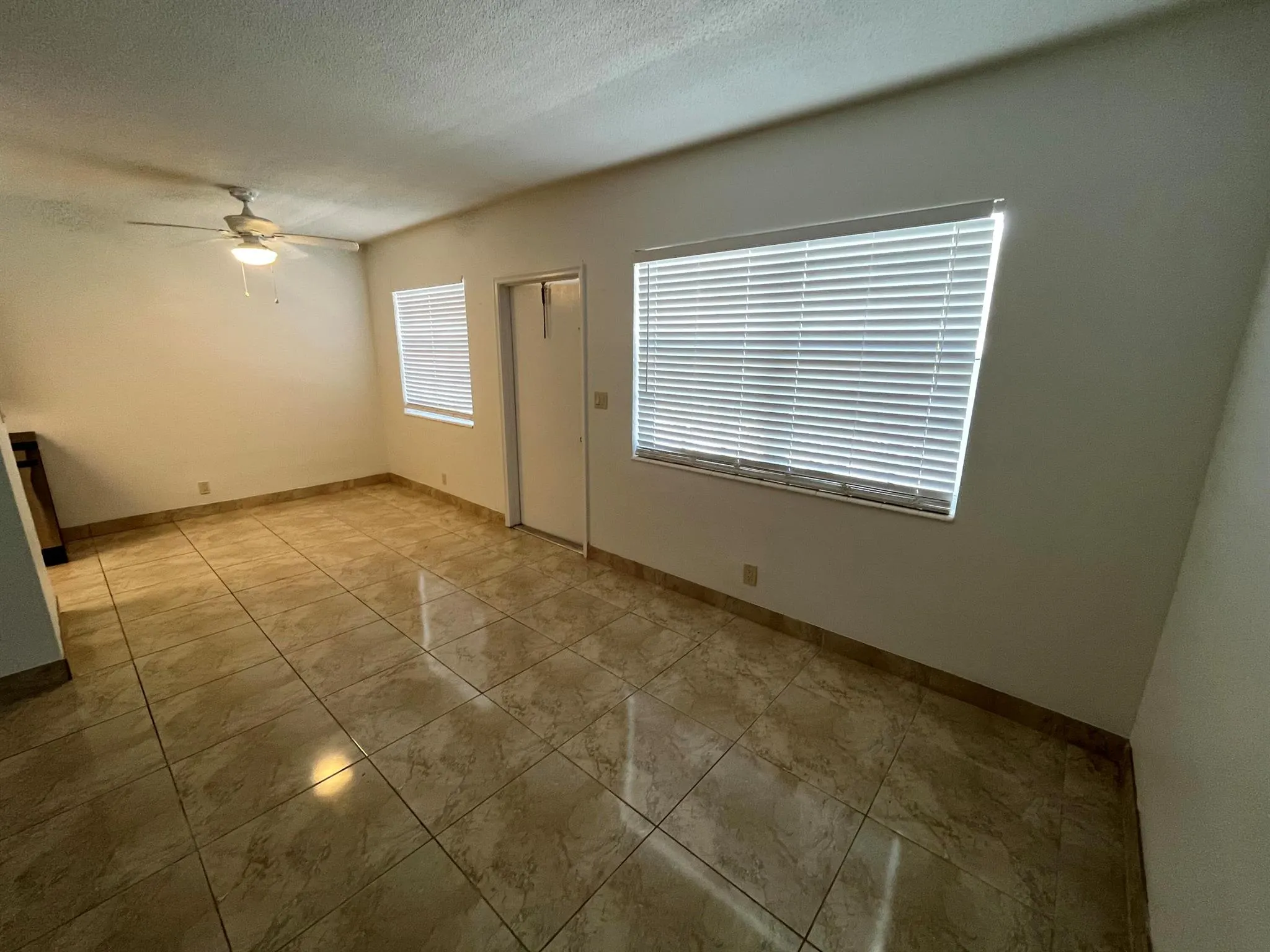 3220 NE 10th Street, #4