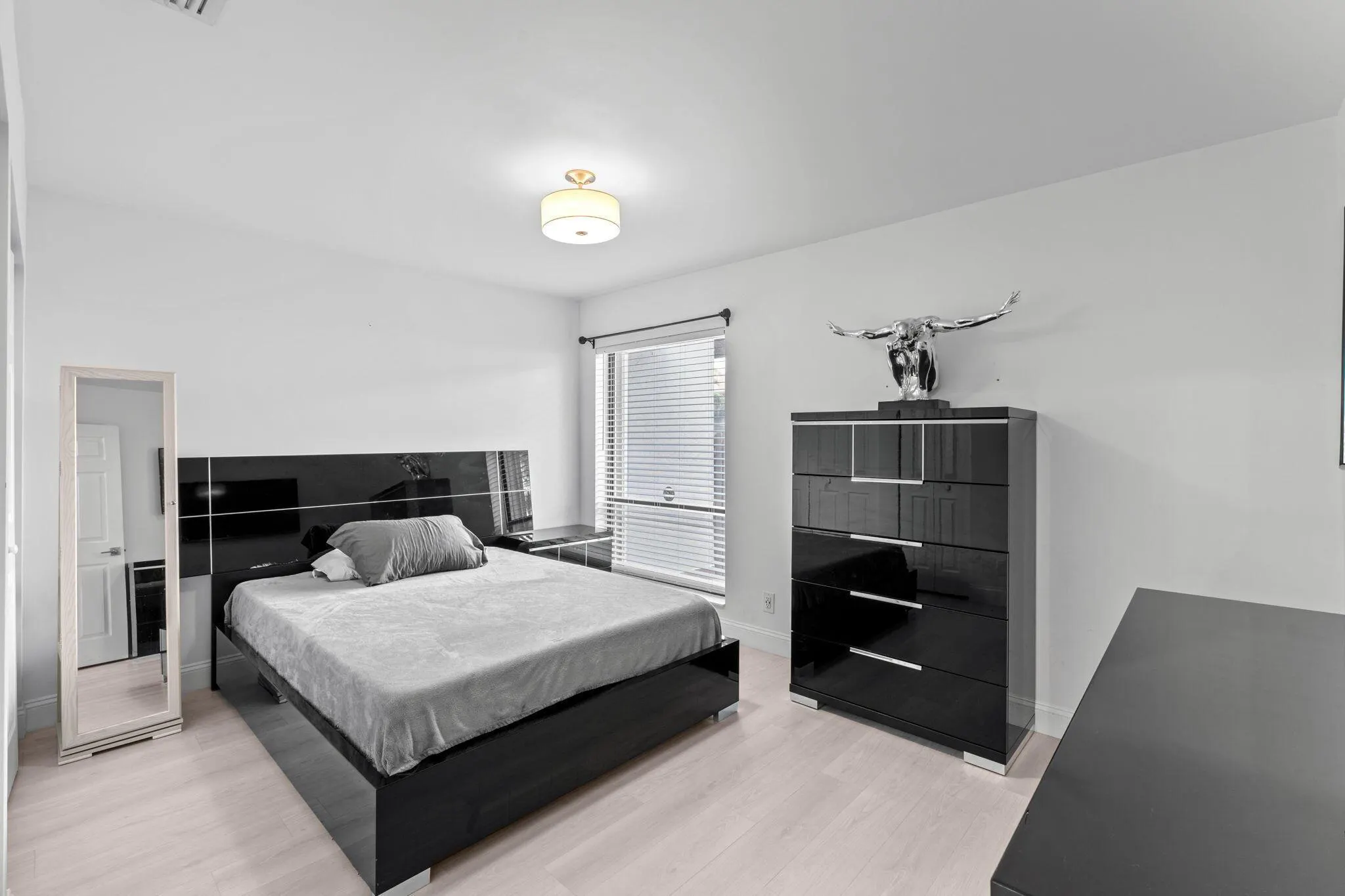 615 Sea Pine Way, #D