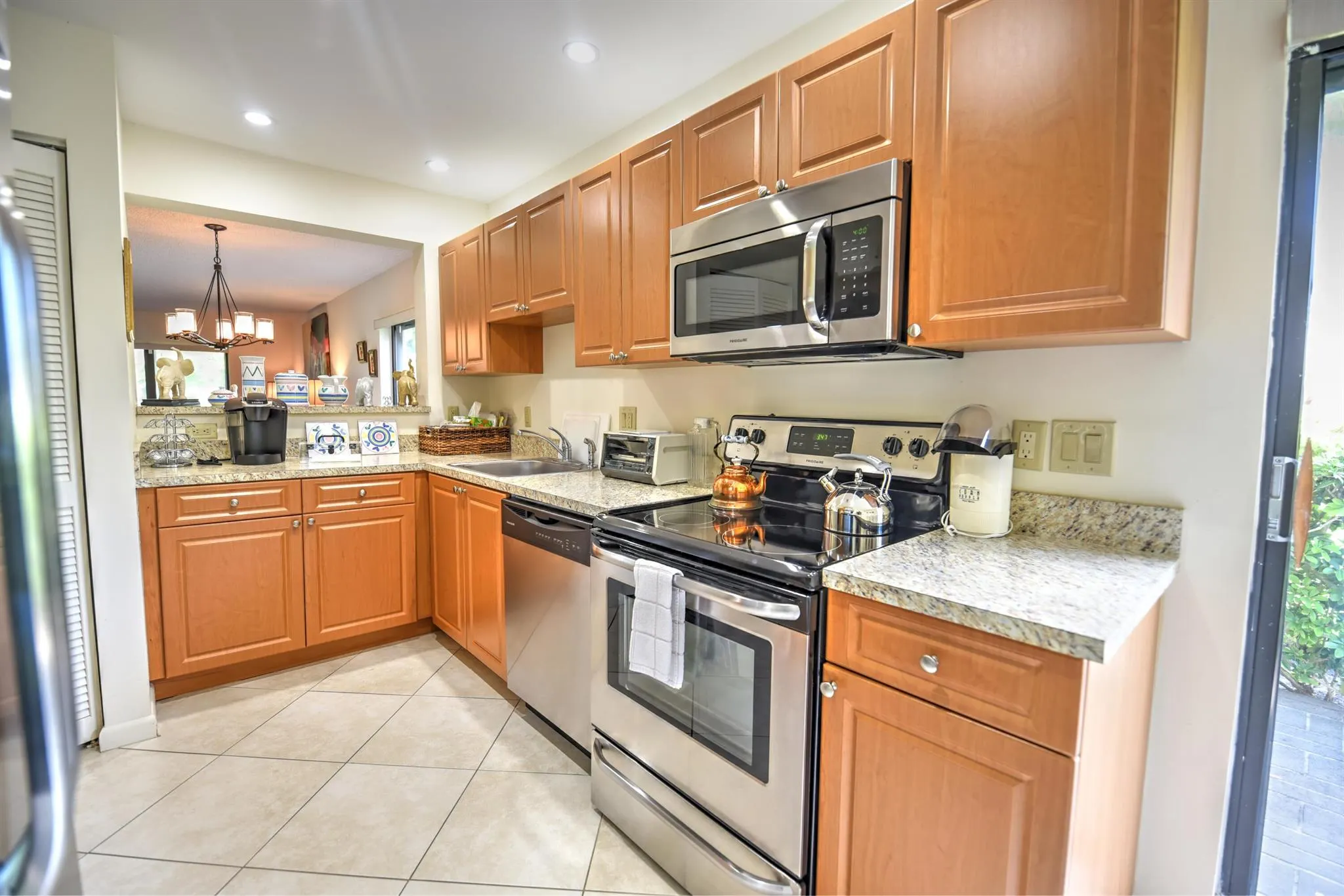 28 Stratford Lane, #C