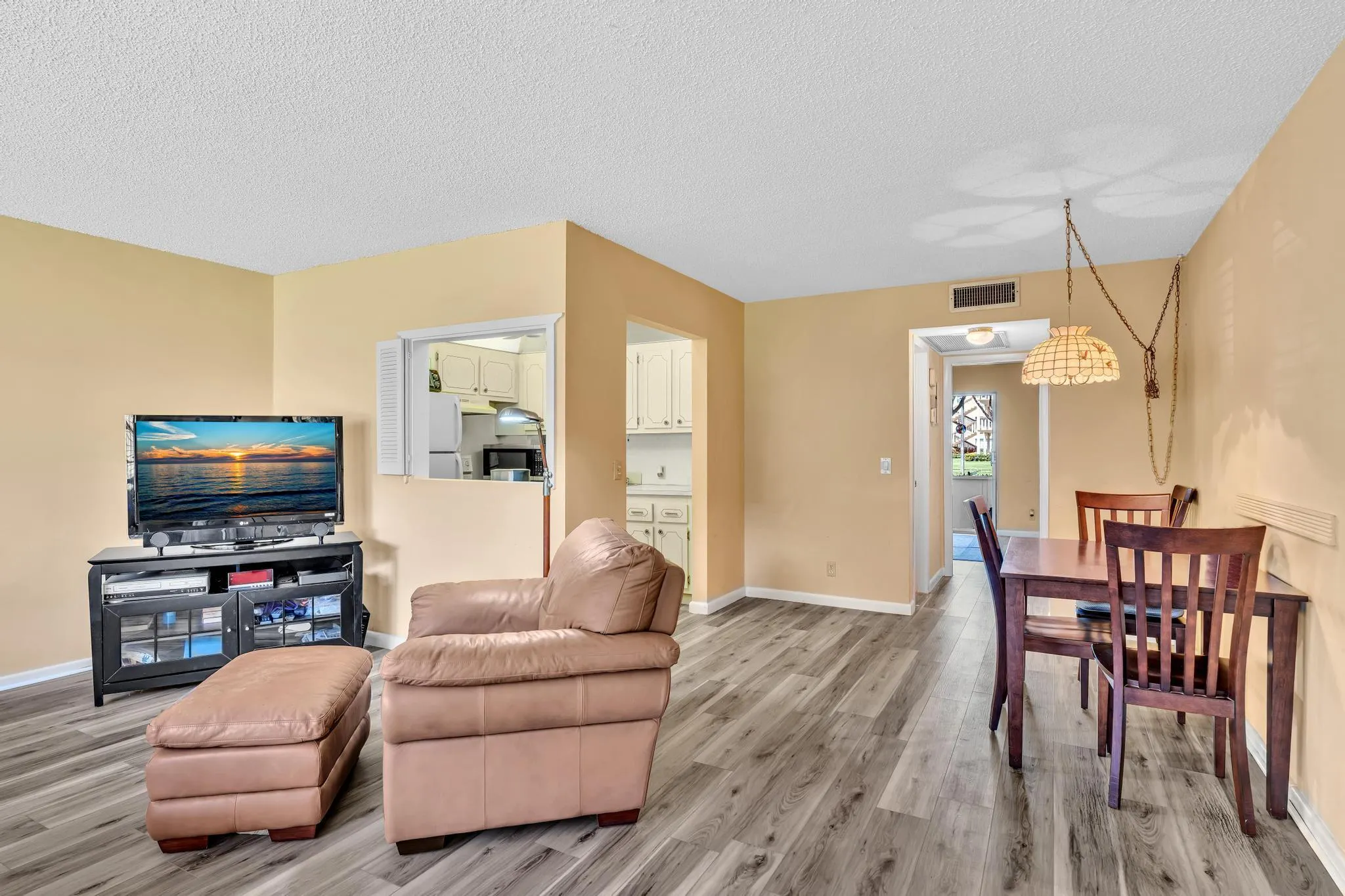 339 Mansfield I, #339