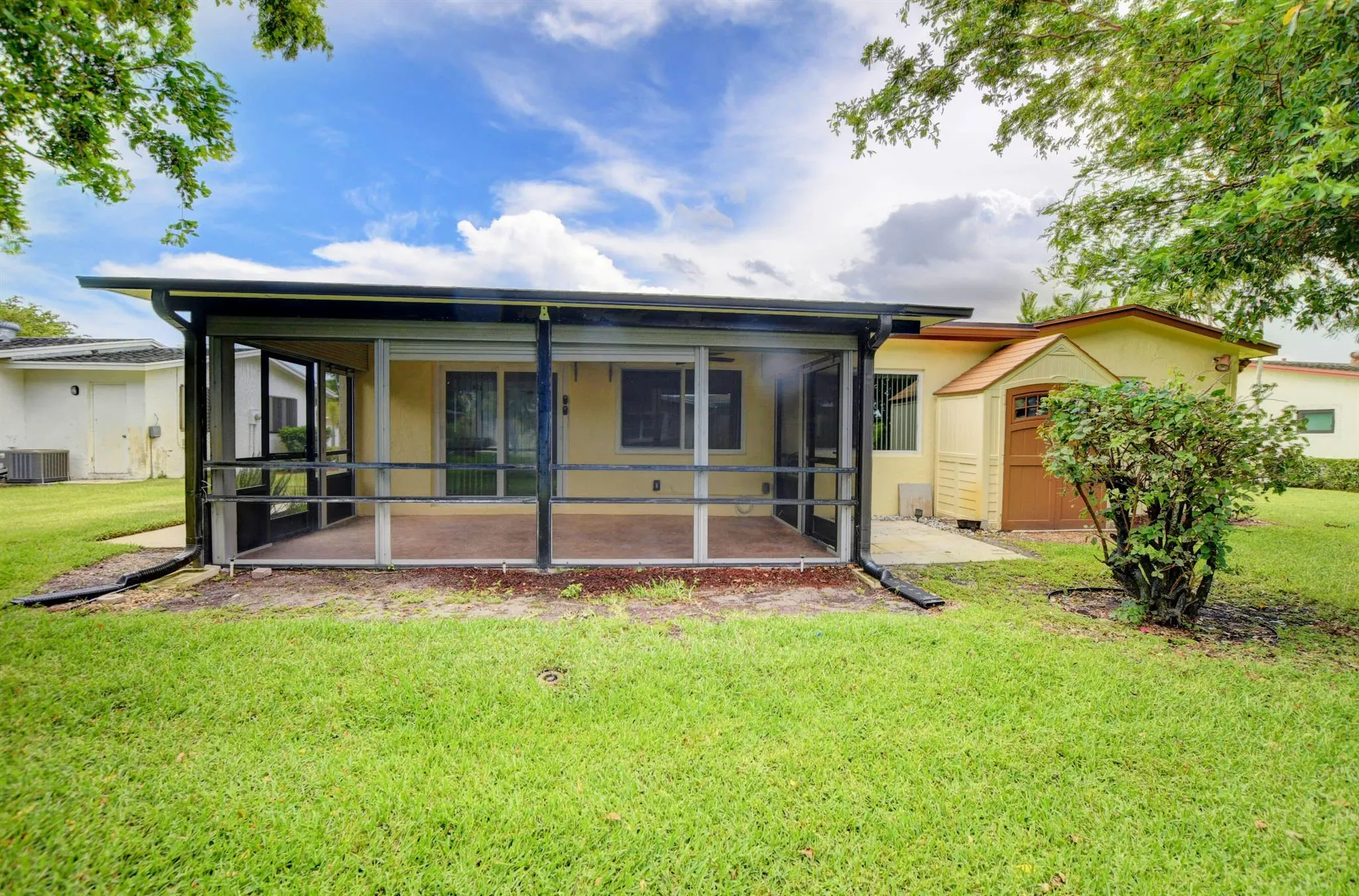 6347 Country Wood Way