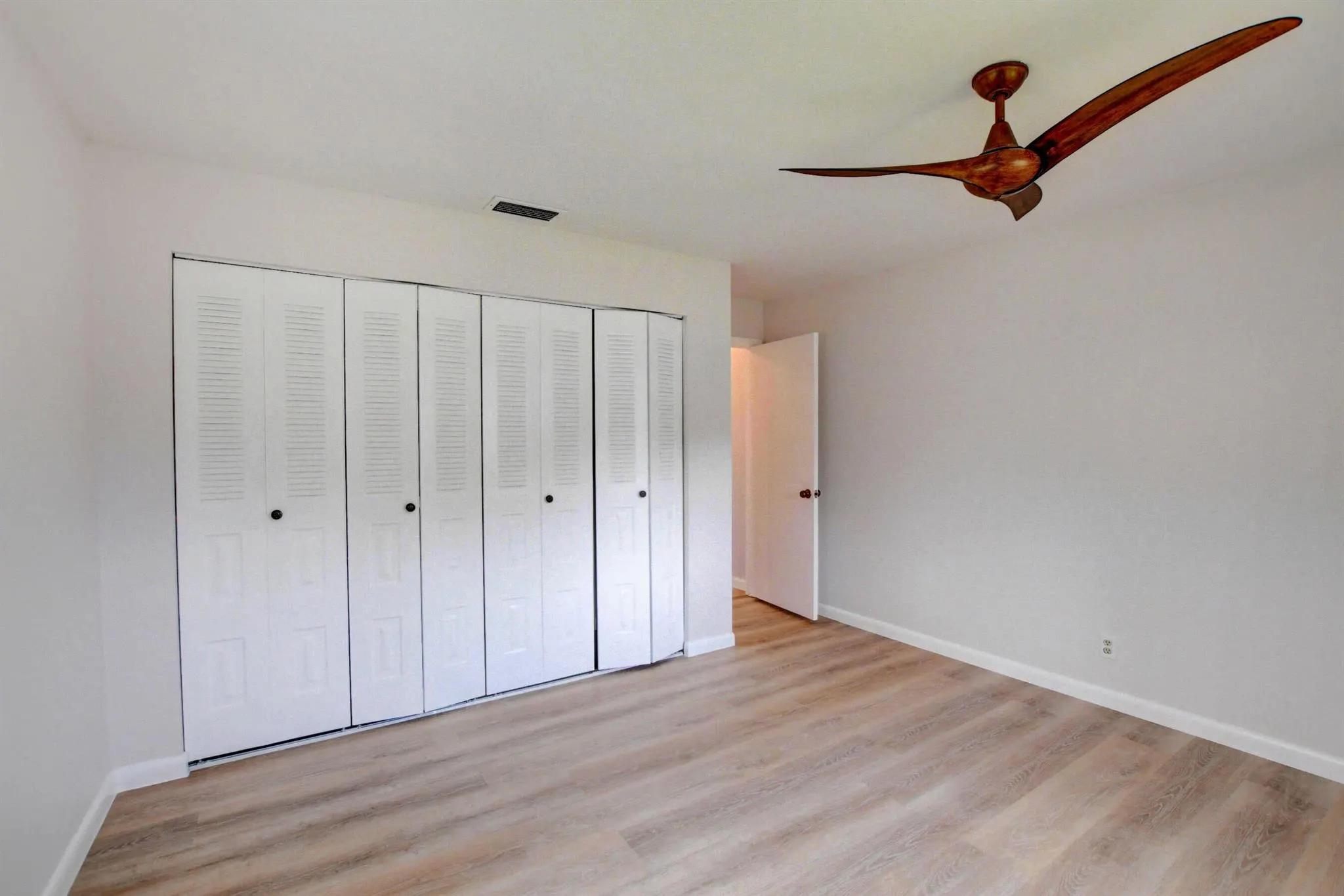 6347 Country Wood Way