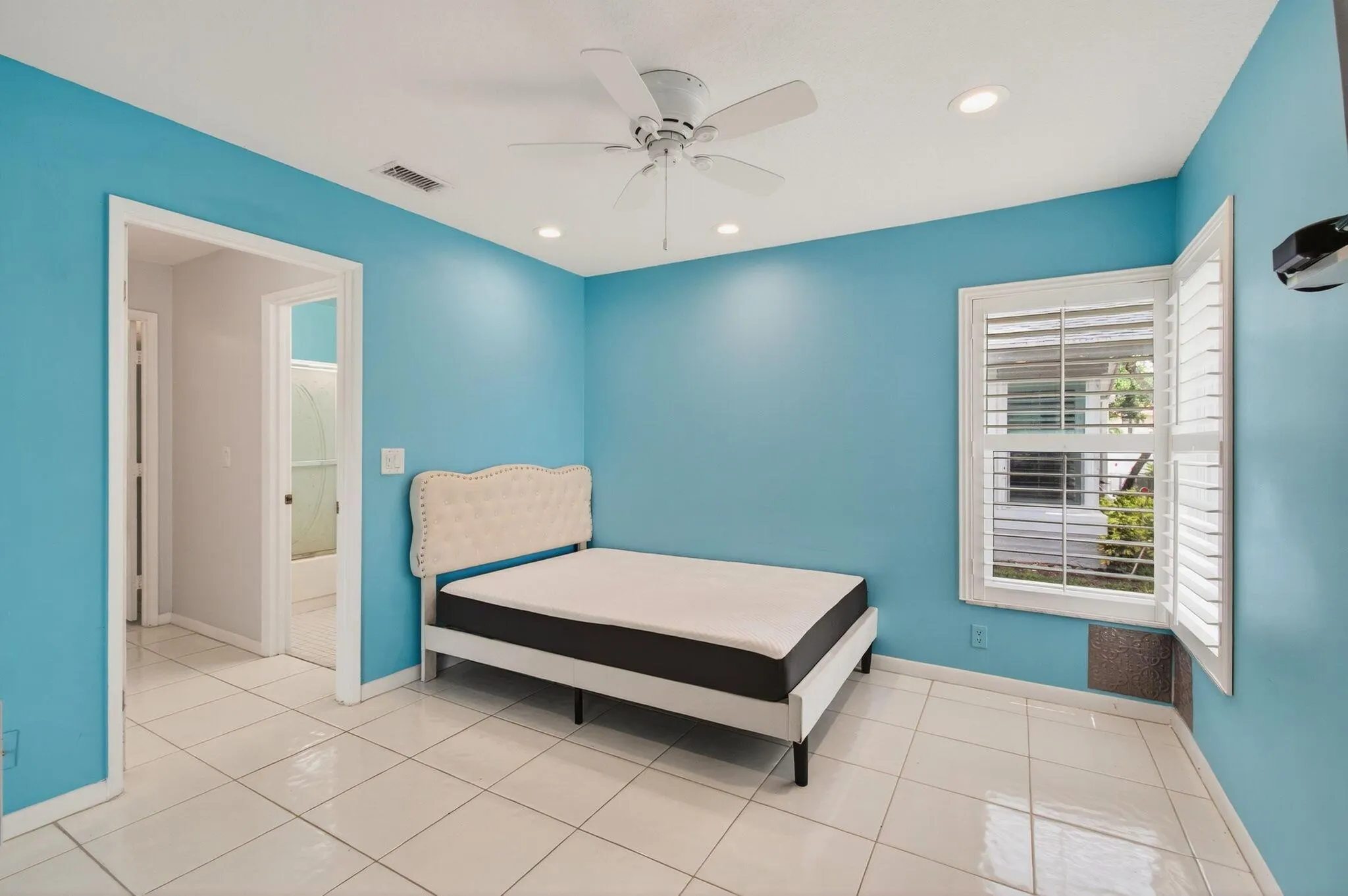 18541 Cherborg Drive, #D