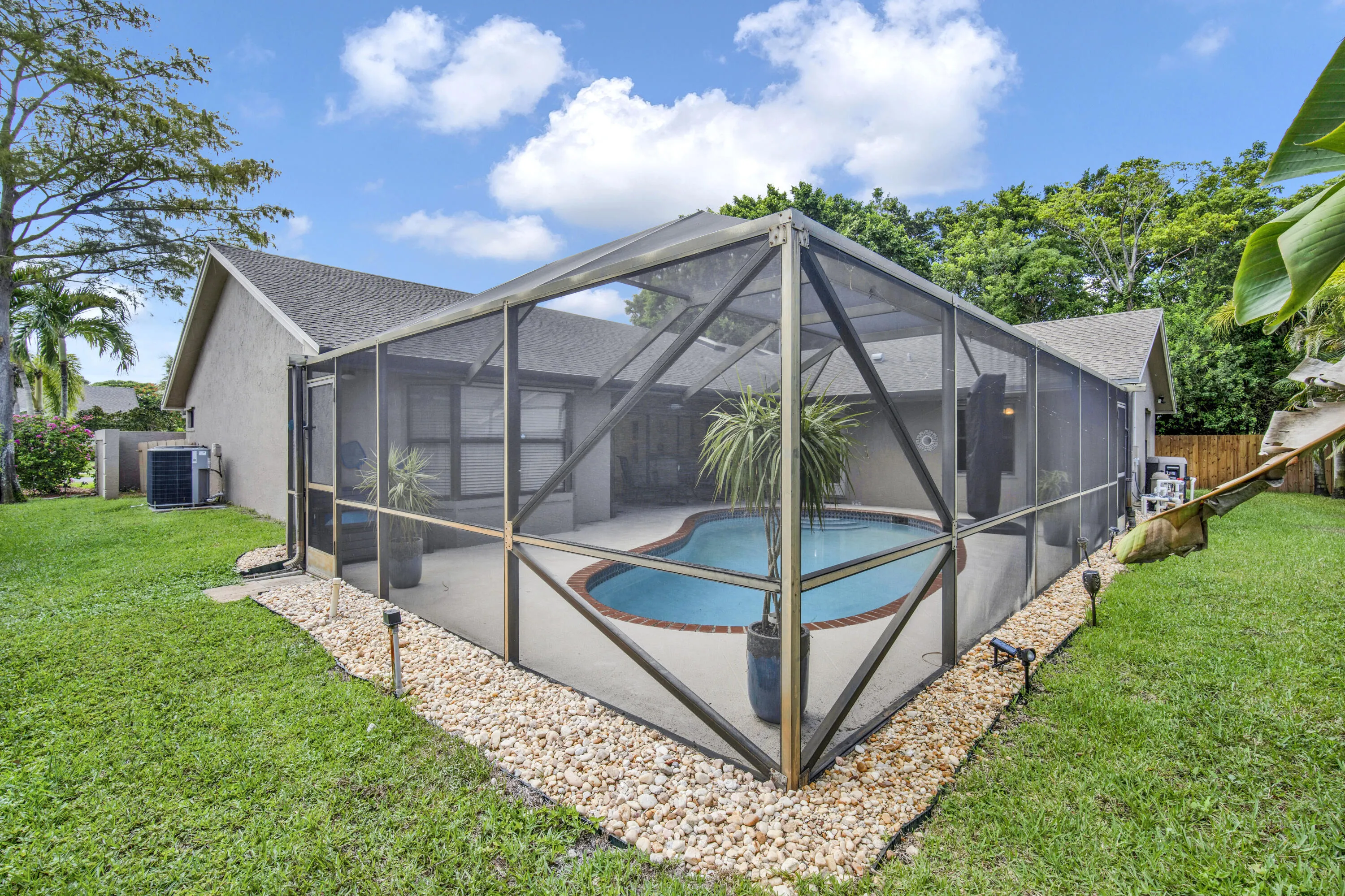 1835 Staimford Circle