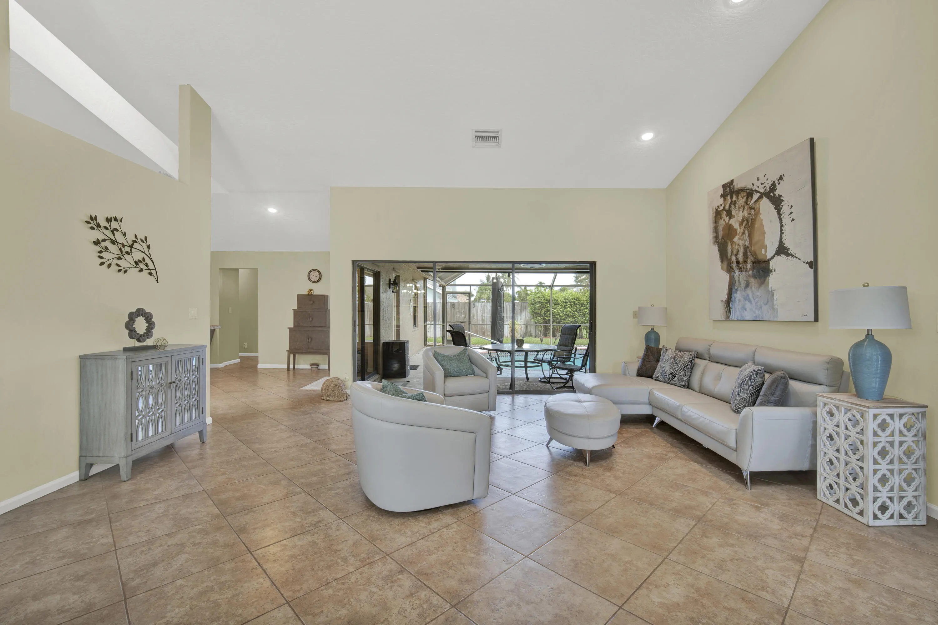 1835 Staimford Circle