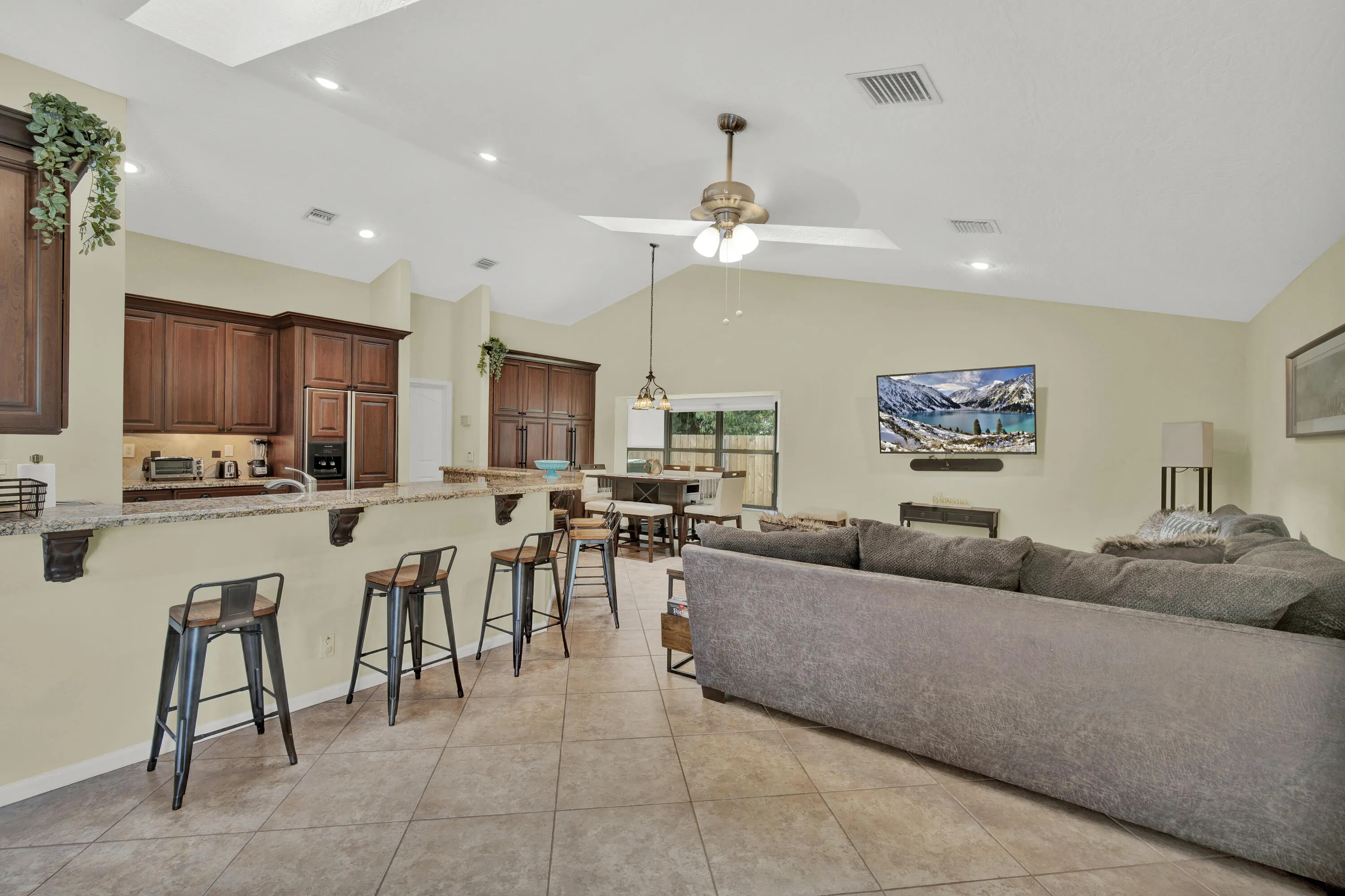 1835 Staimford Circle