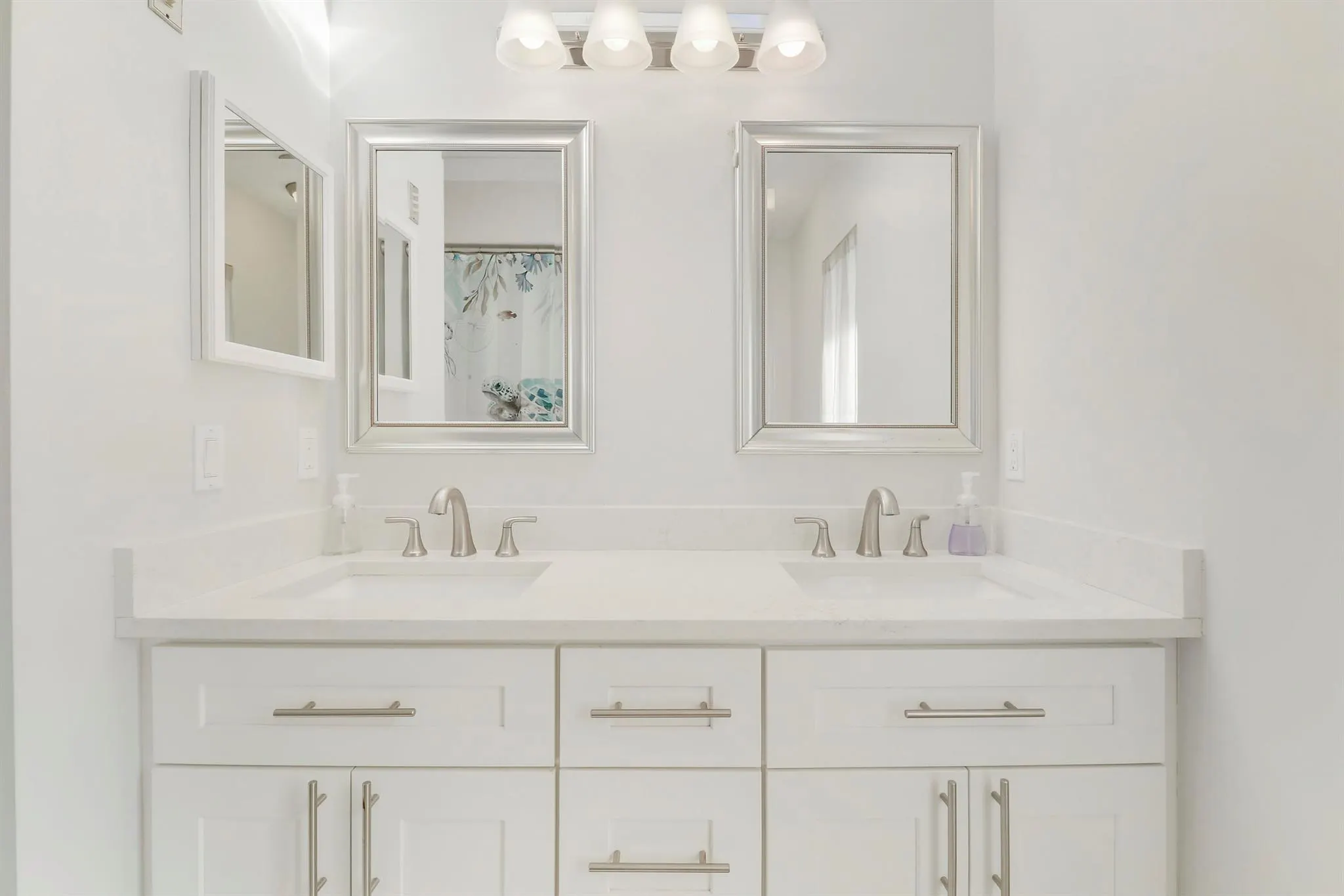 2111 SE Cayuga Court