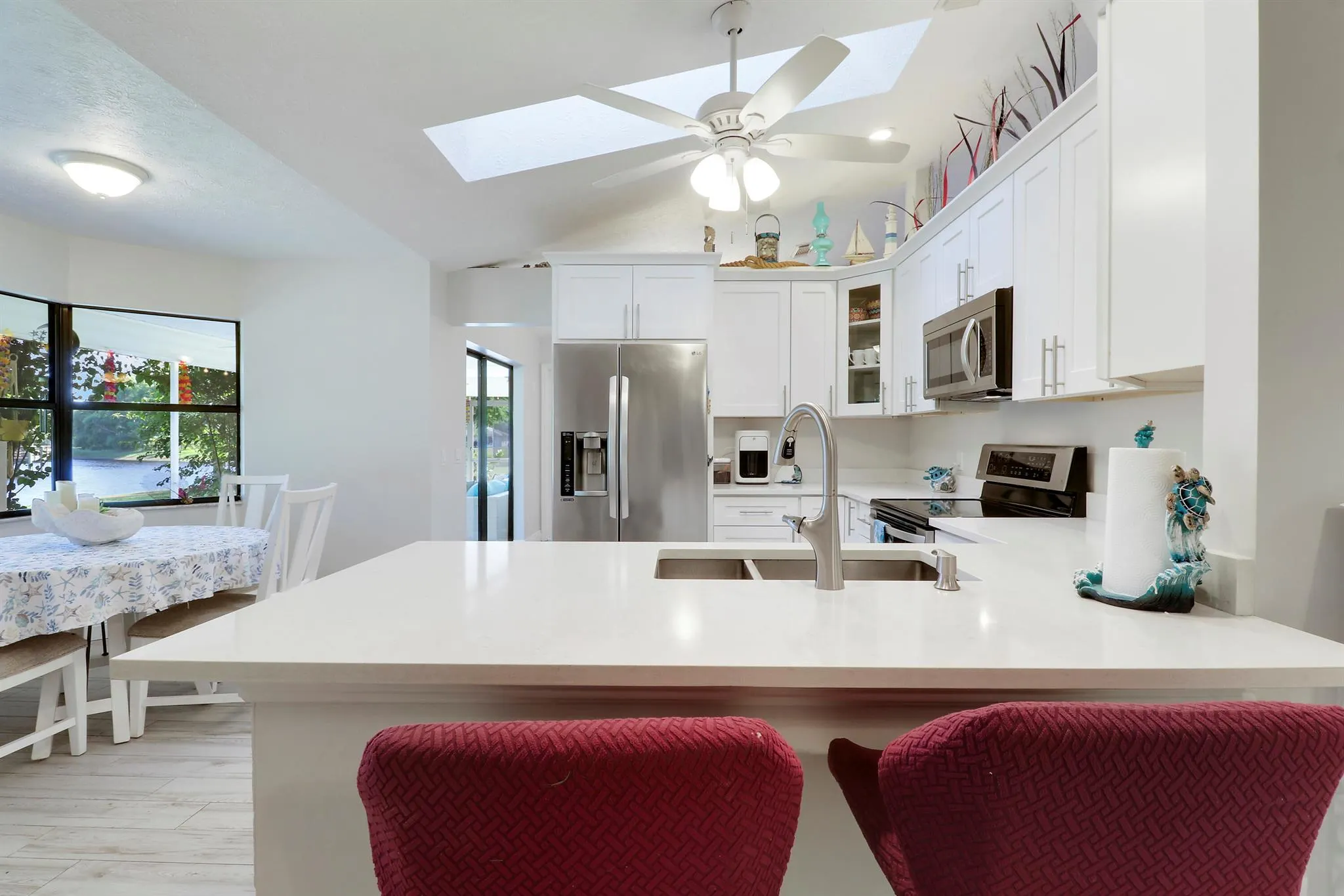 2111 SE Cayuga Court