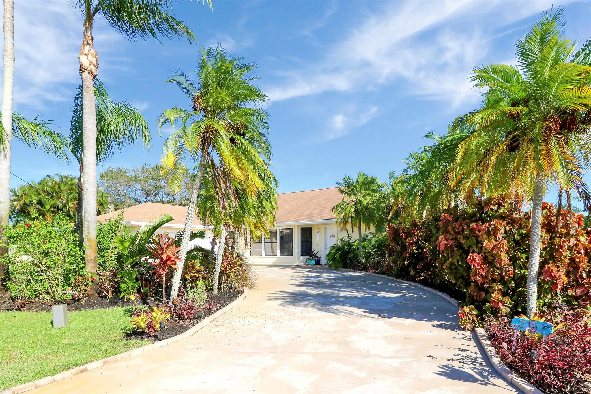 2111 SE Cayuga Court