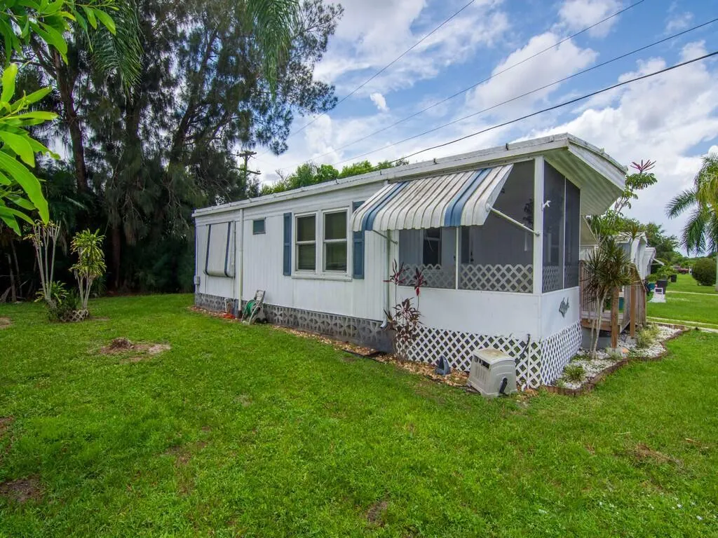 5000 SE Federal Highway, #192