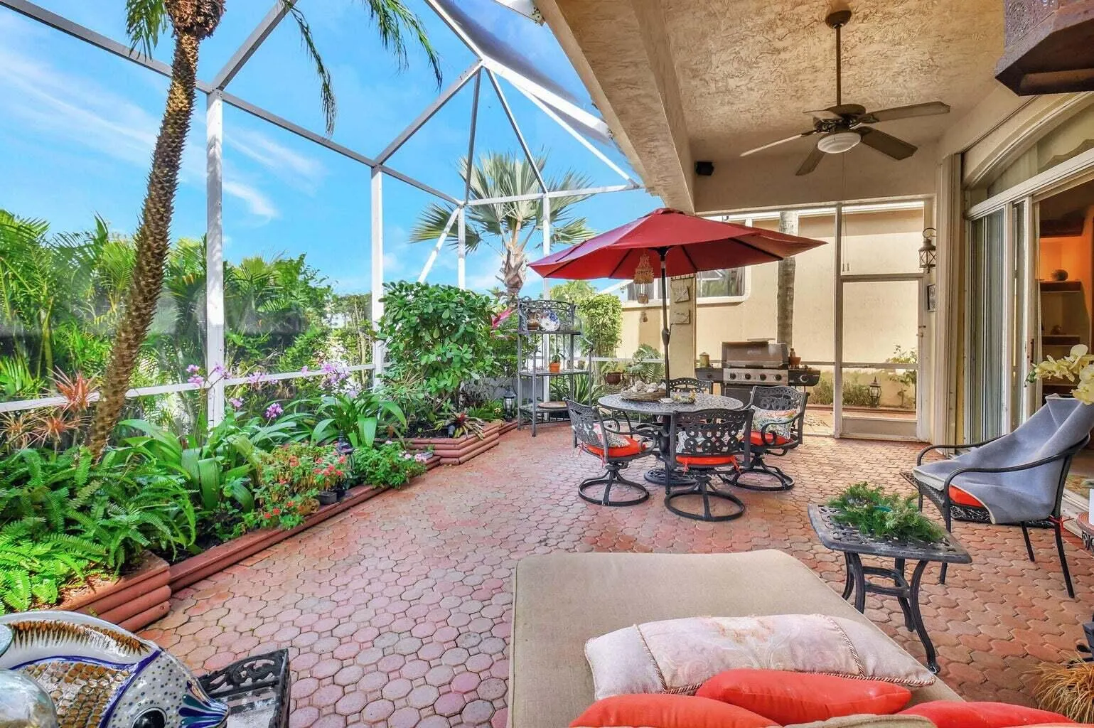 7035 Vivaldi Lane