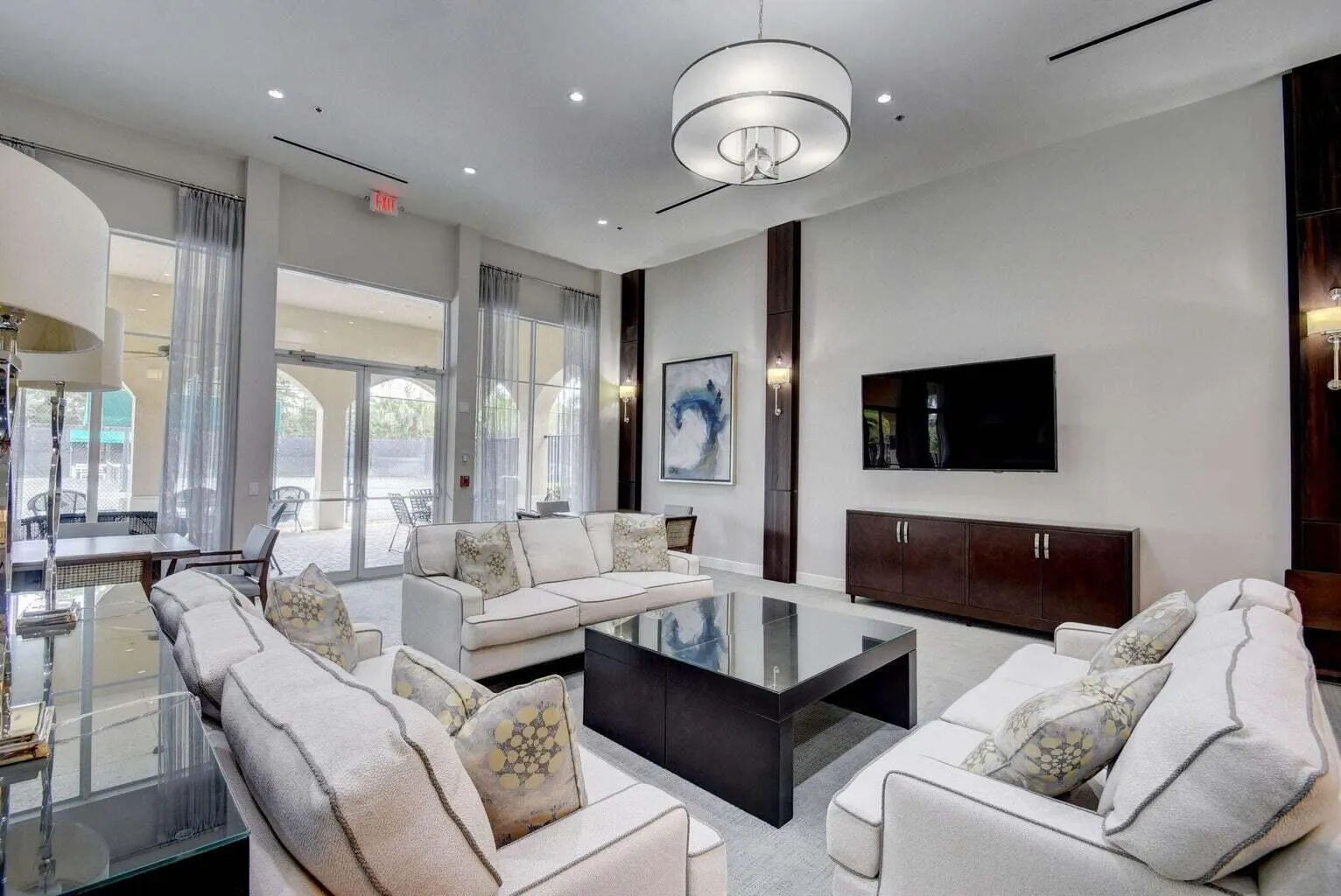 7035 Vivaldi Lane