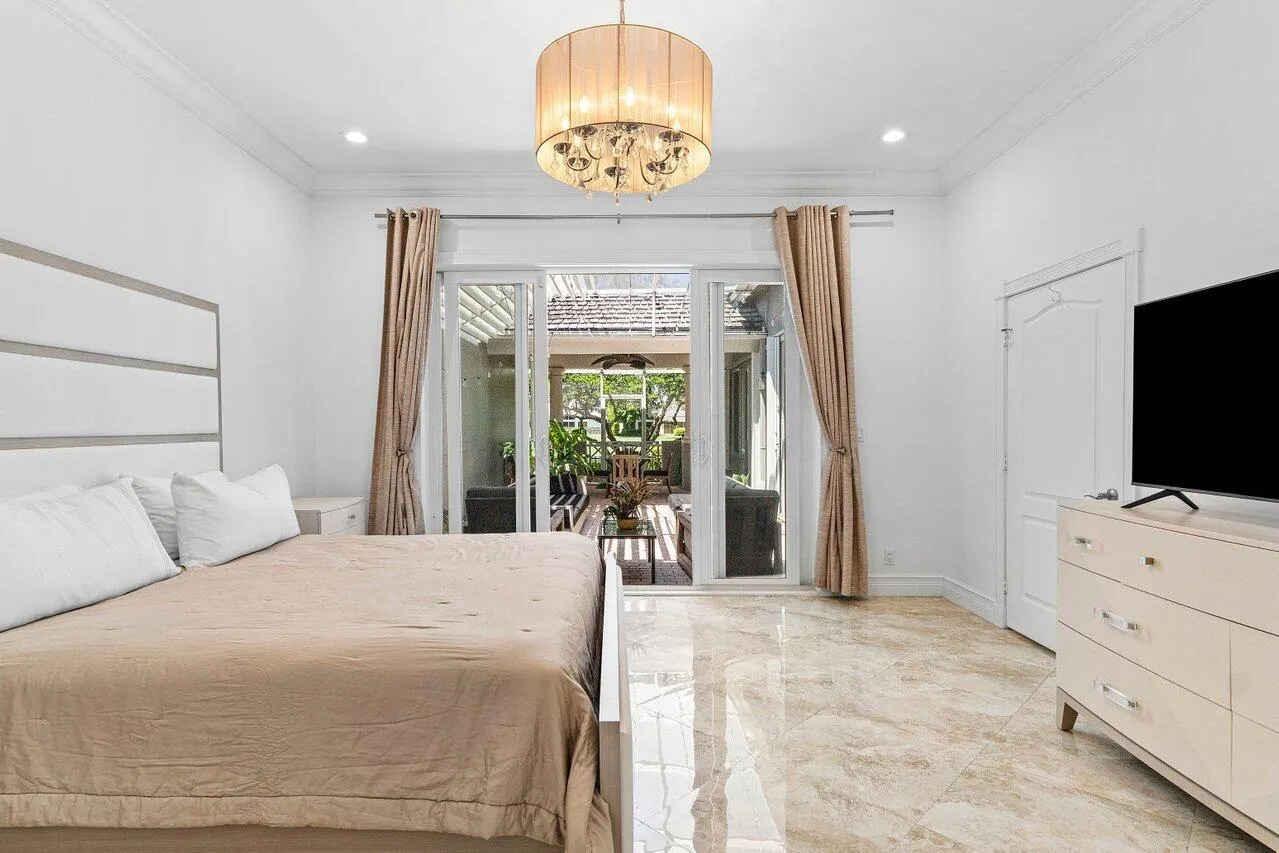 4023 NW 58th Street