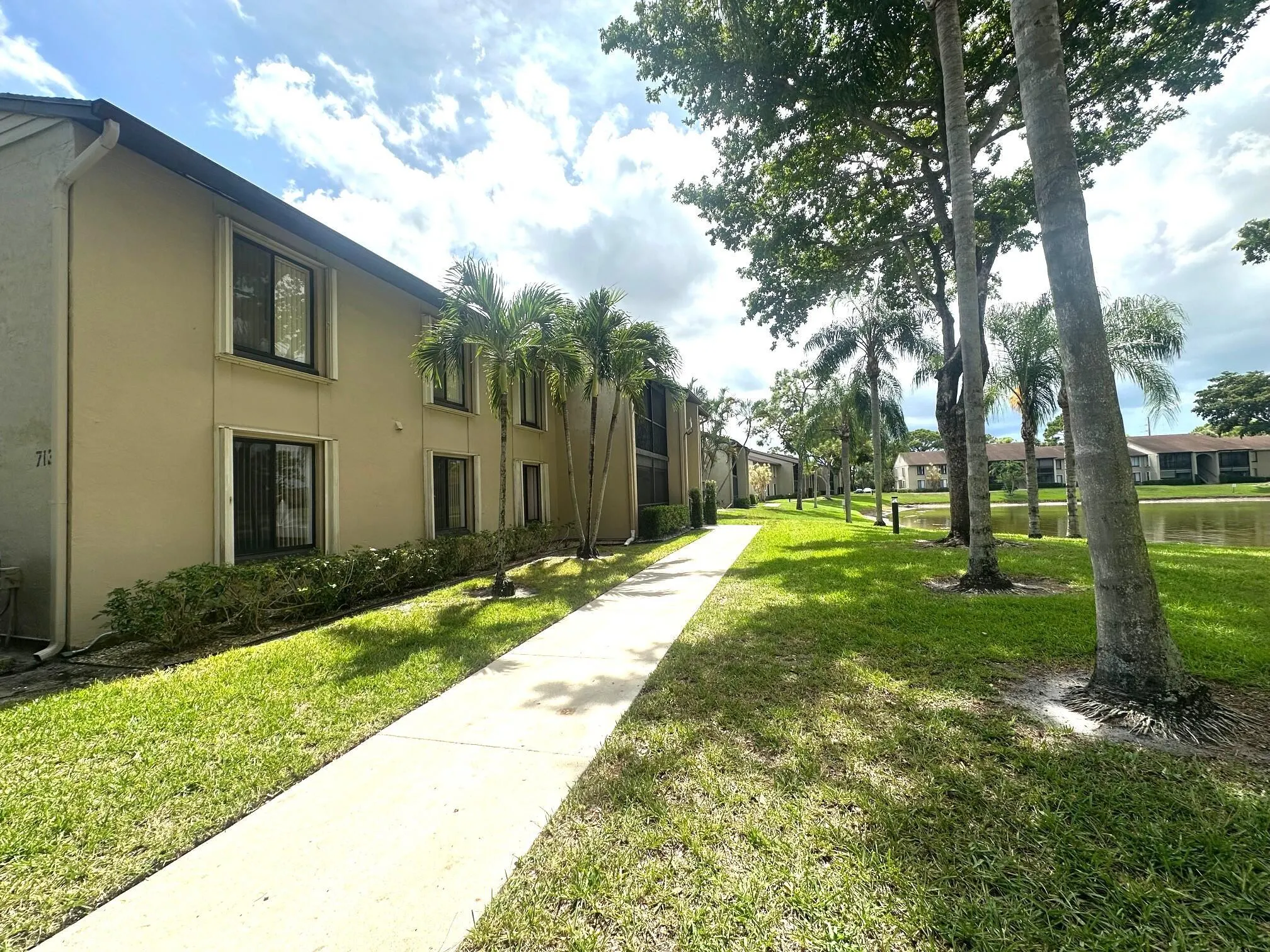 713 Sunny Pine Way, #G1
