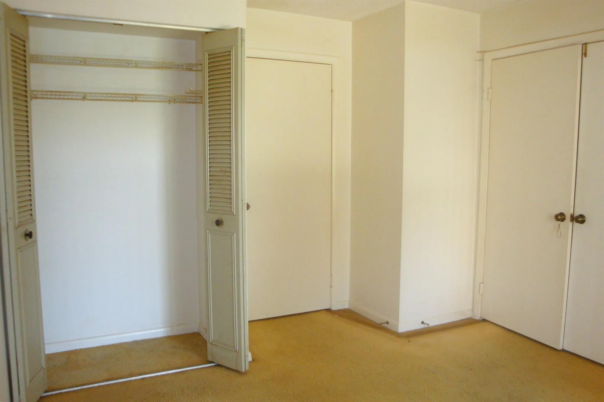 713 Sunny Pine Way, #G1