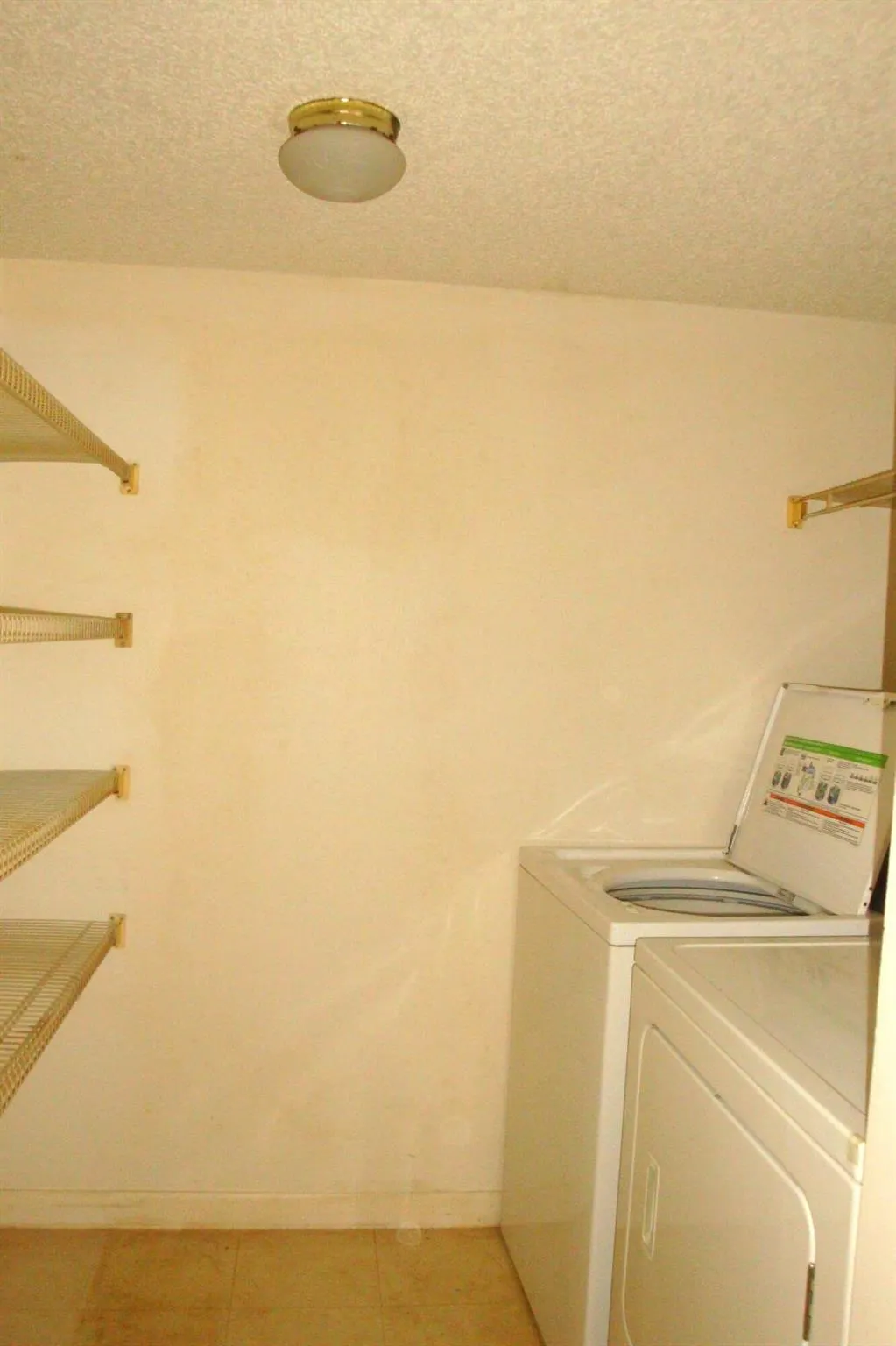 713 Sunny Pine Way, #G1