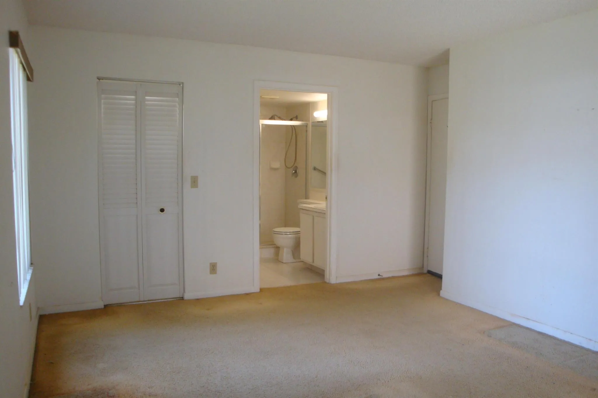 713 Sunny Pine Way, #G1
