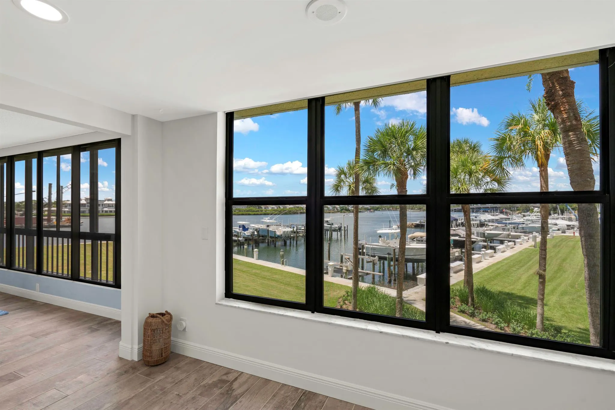 1748 Jupiter Cove Drive, #221