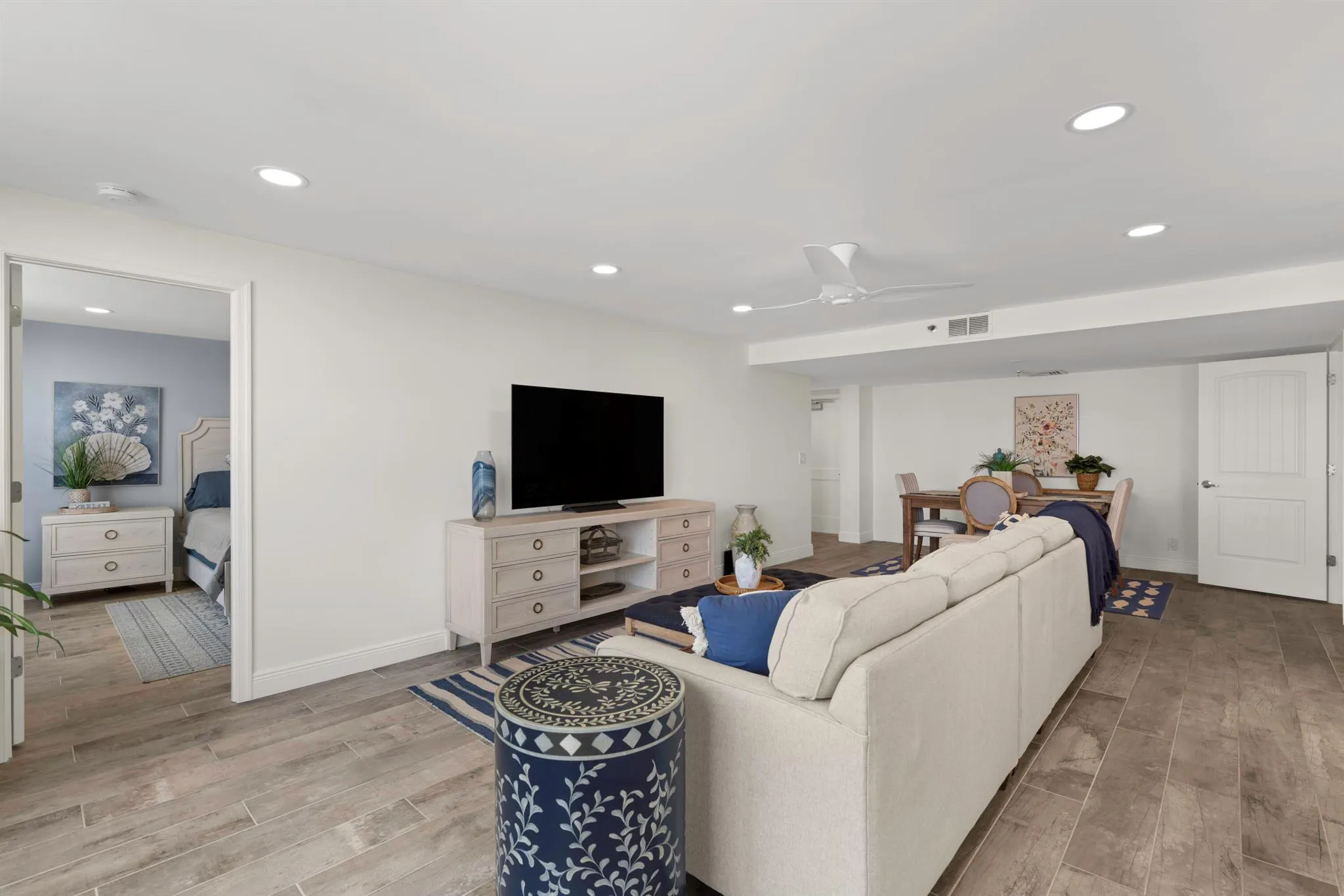 1748 Jupiter Cove Drive, #221