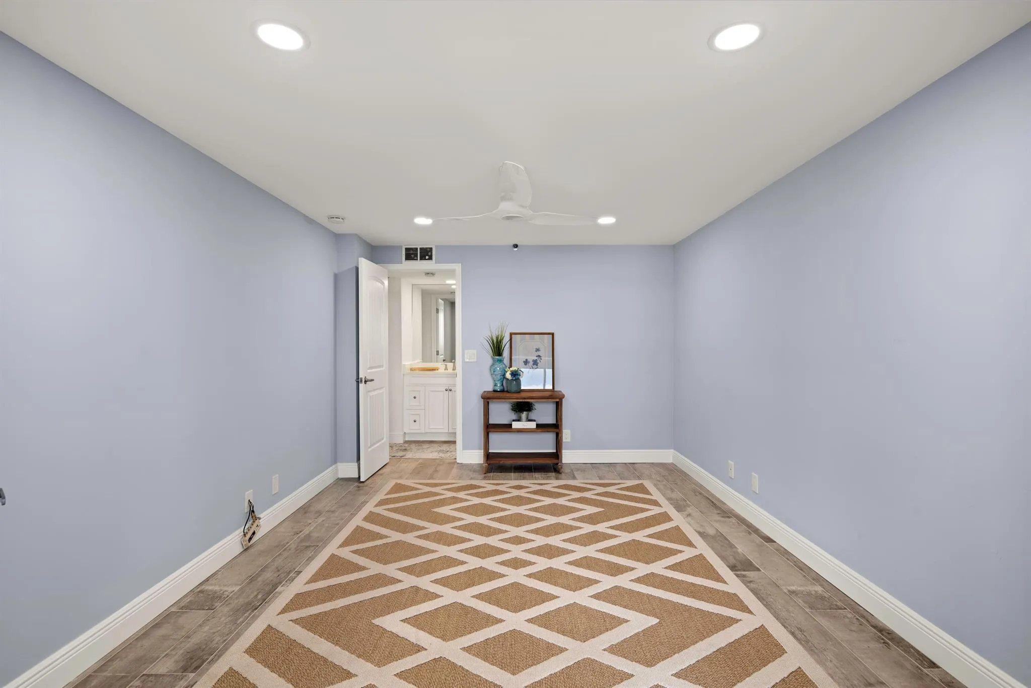 1748 Jupiter Cove Drive, #221