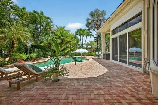 802 Floret Drive