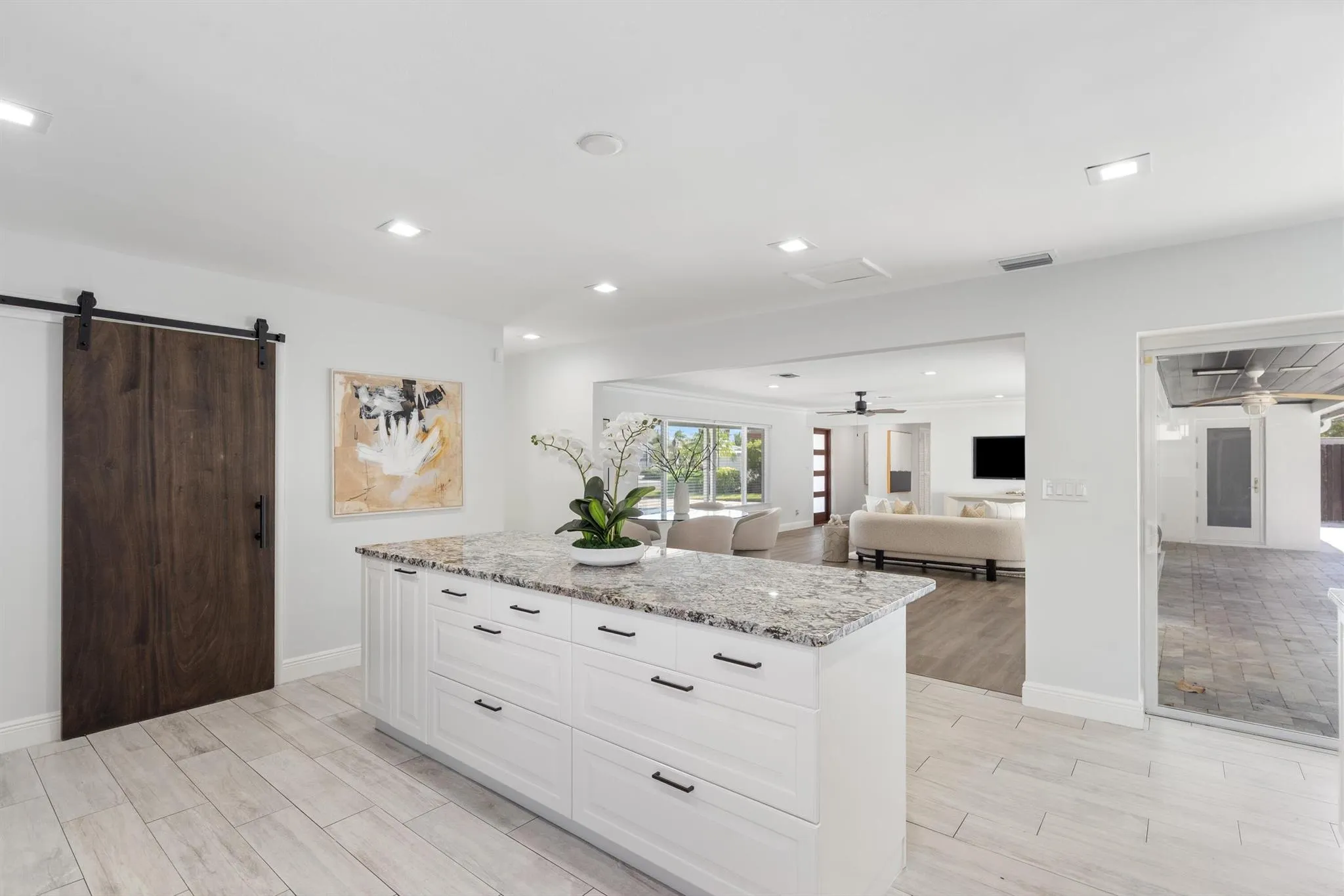 714 SW 25th Avenue