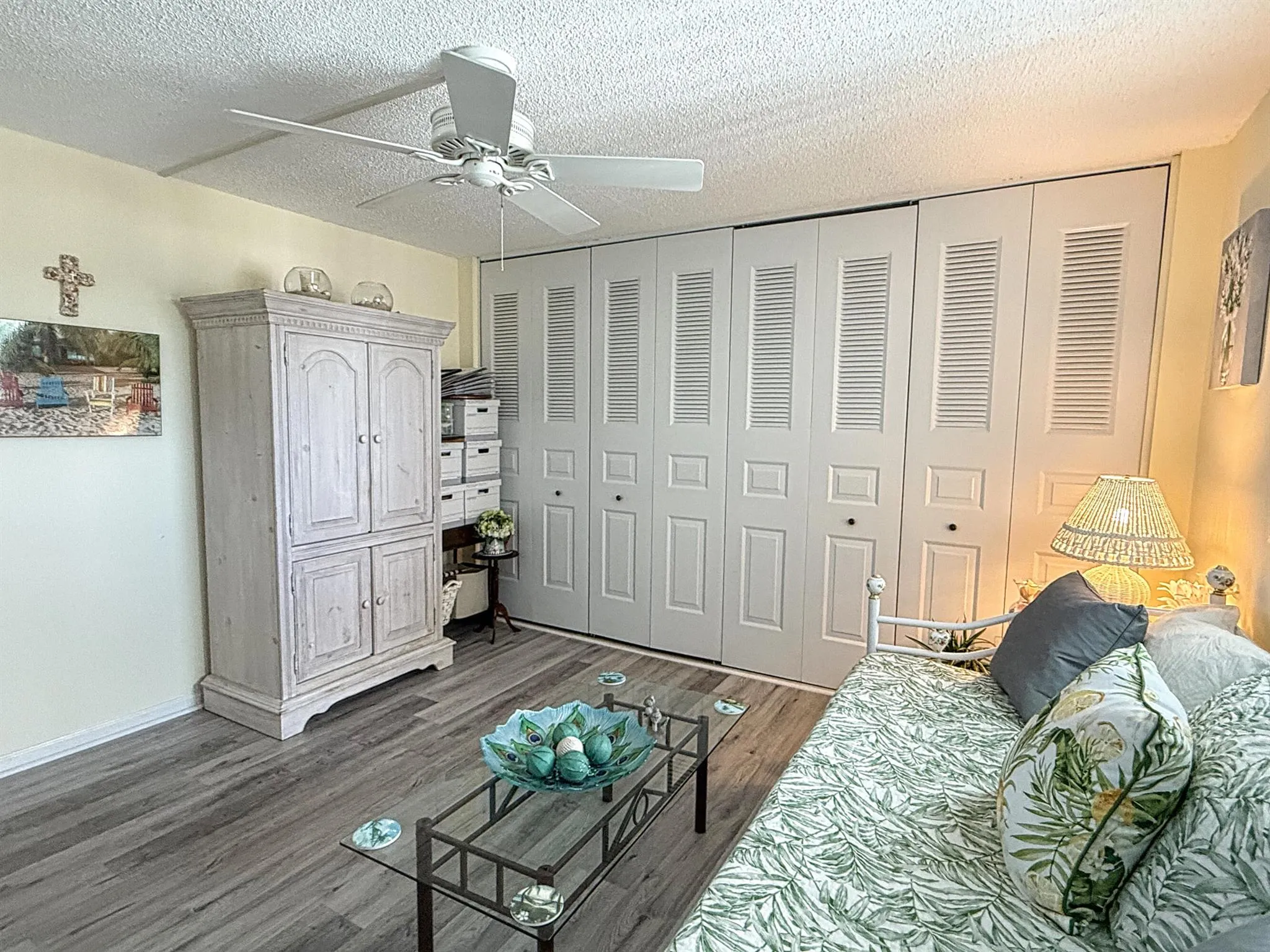 401 Lake Shore Drive, #801