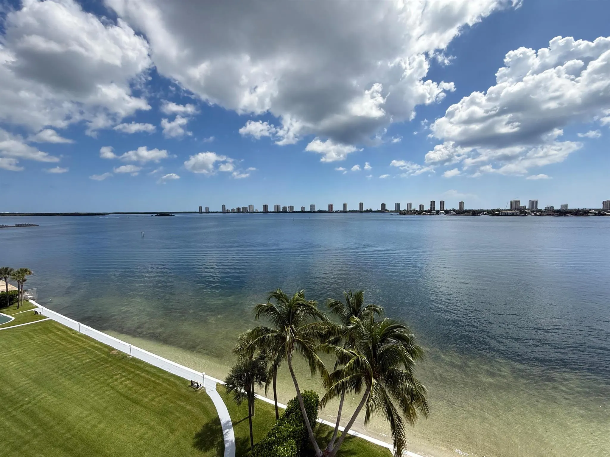 401 Lake Shore Drive, #801