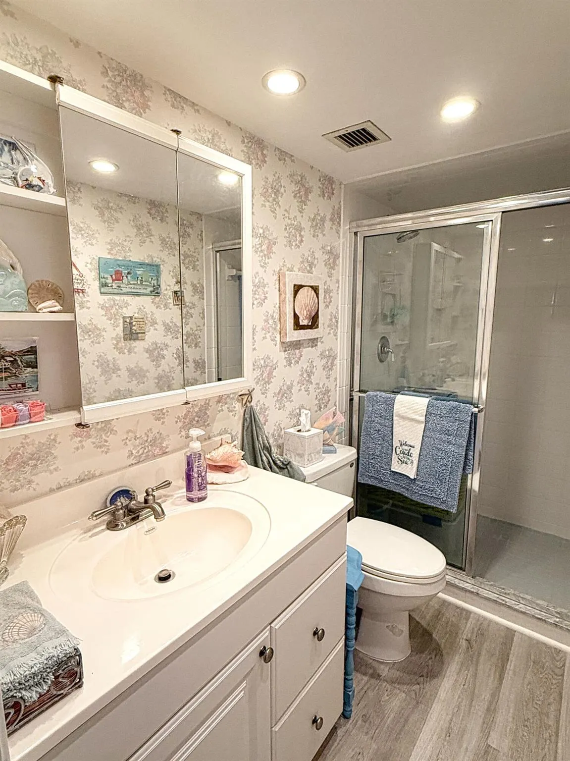 401 Lake Shore Drive, #801