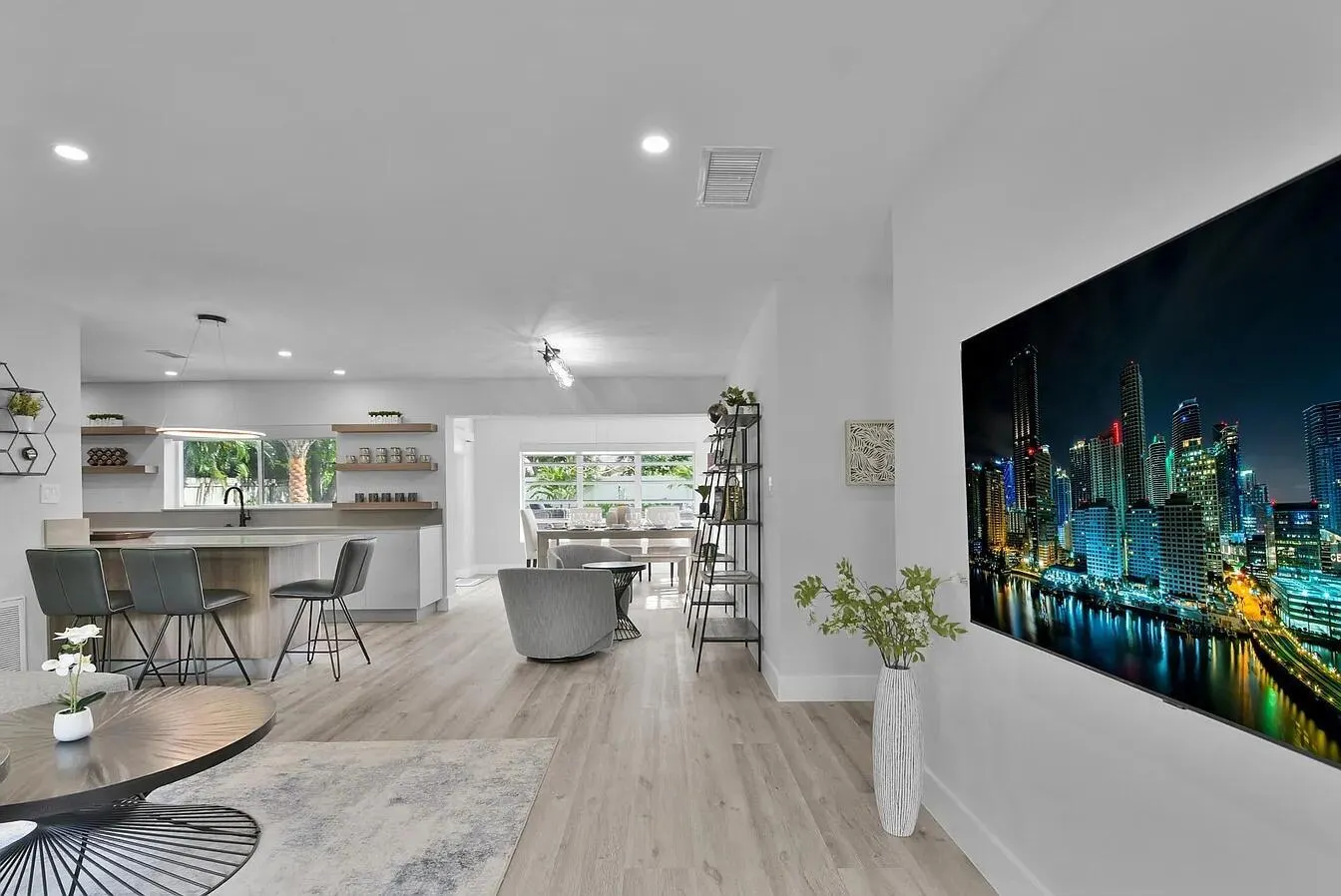 803 Bluebird Drive