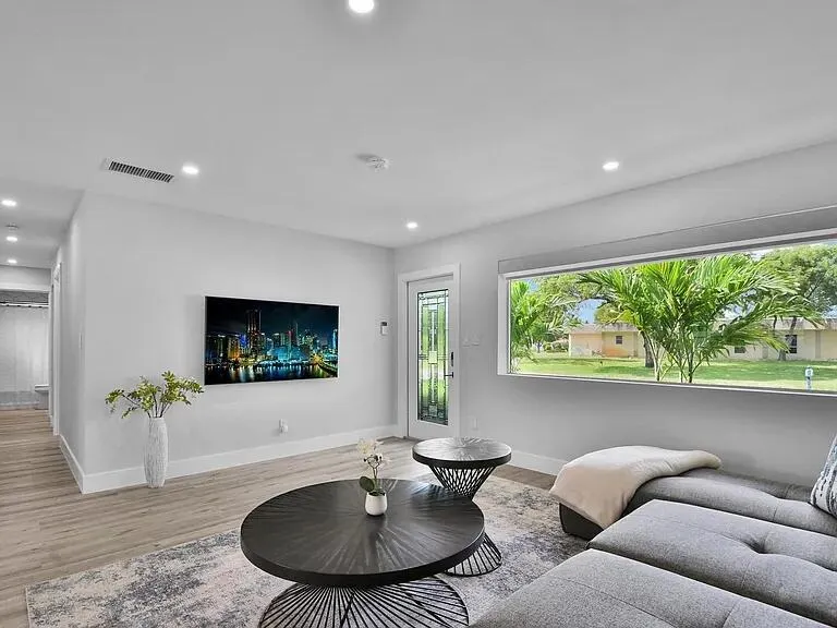803 Bluebird Drive