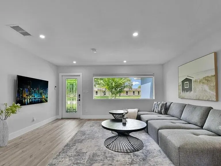803 Bluebird Drive