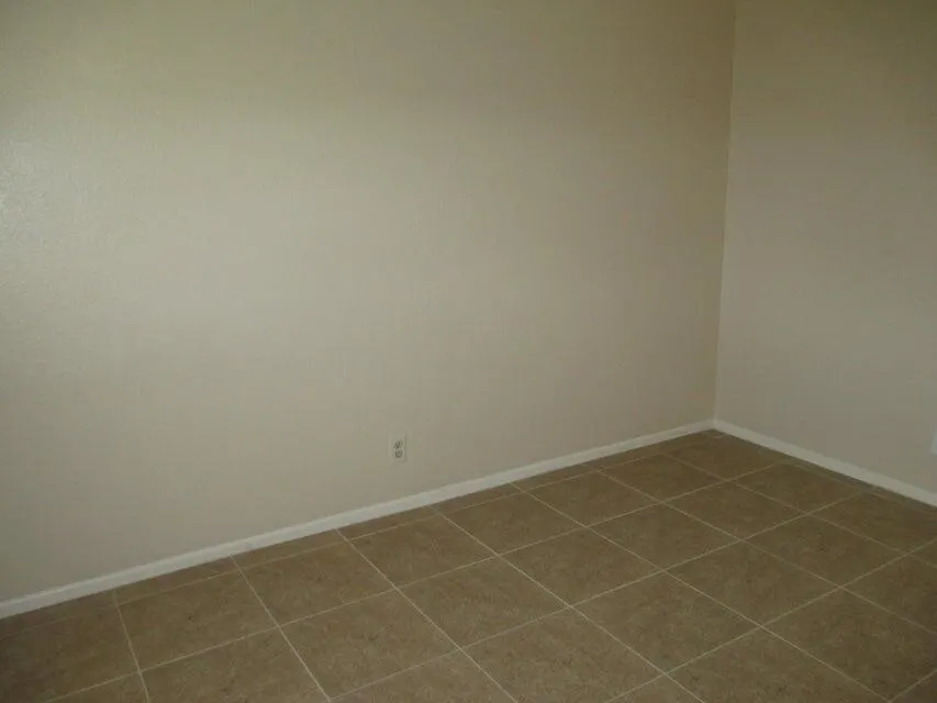 1512 SE Royal Green Circle, #H-202