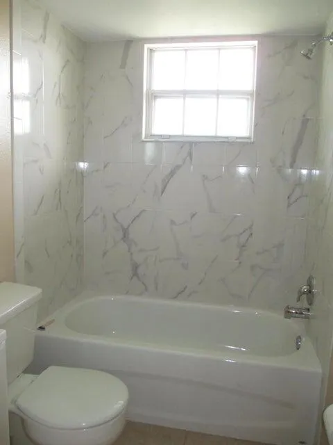 1512 SE Royal Green Circle, #H-202