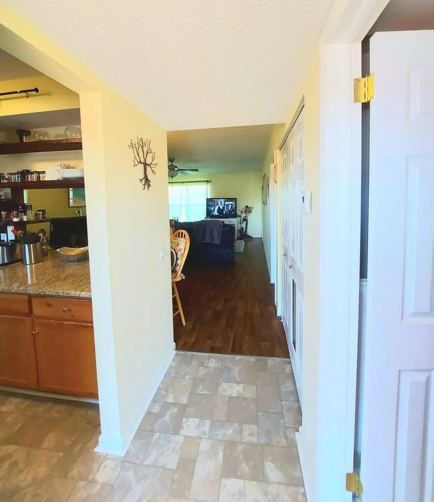 12019 W Greenway Dr, #203
