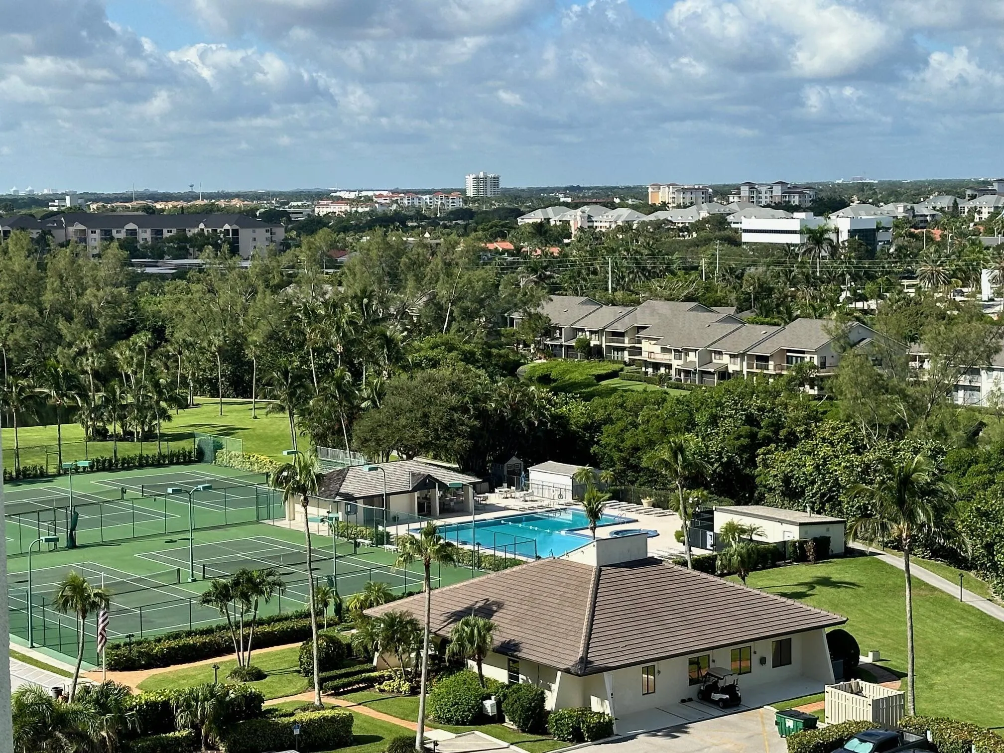 400 Ocean Trail Way, #909