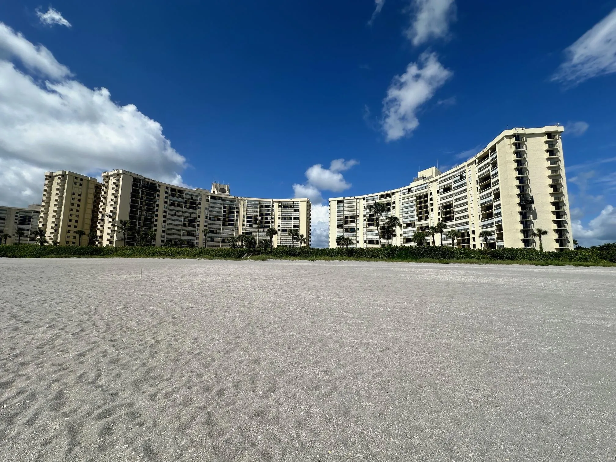 400 Ocean Trail Way, #909