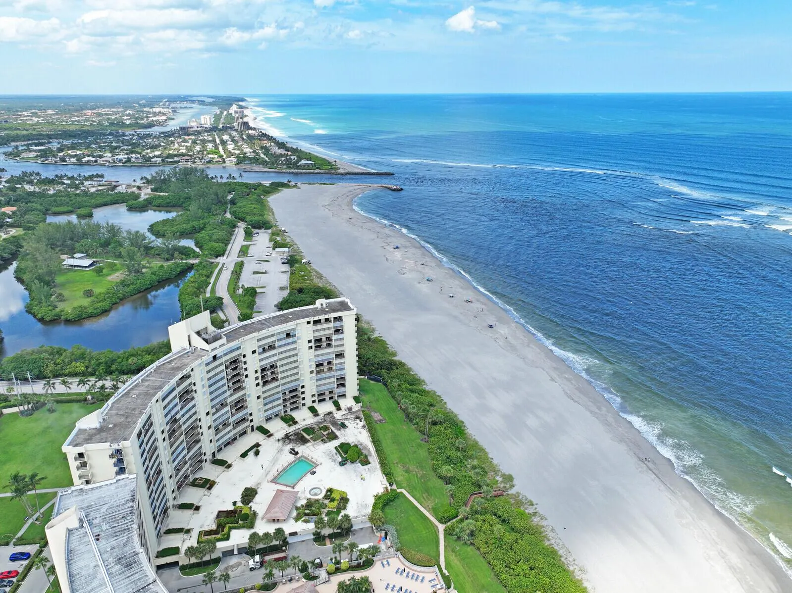 400 Ocean Trail Way, #909