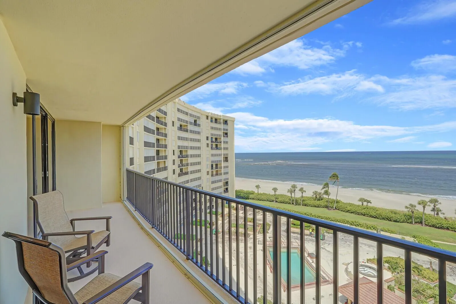 400 Ocean Trail Way, #909