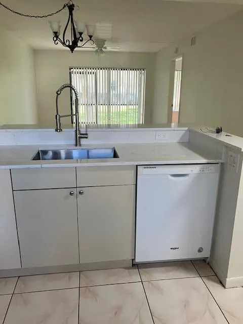 21950 Soundview Terrace, #110
