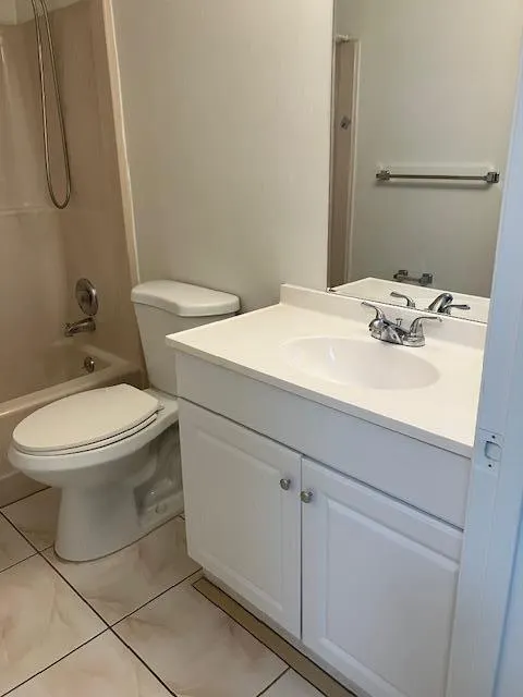 21950 Soundview Terrace, #110