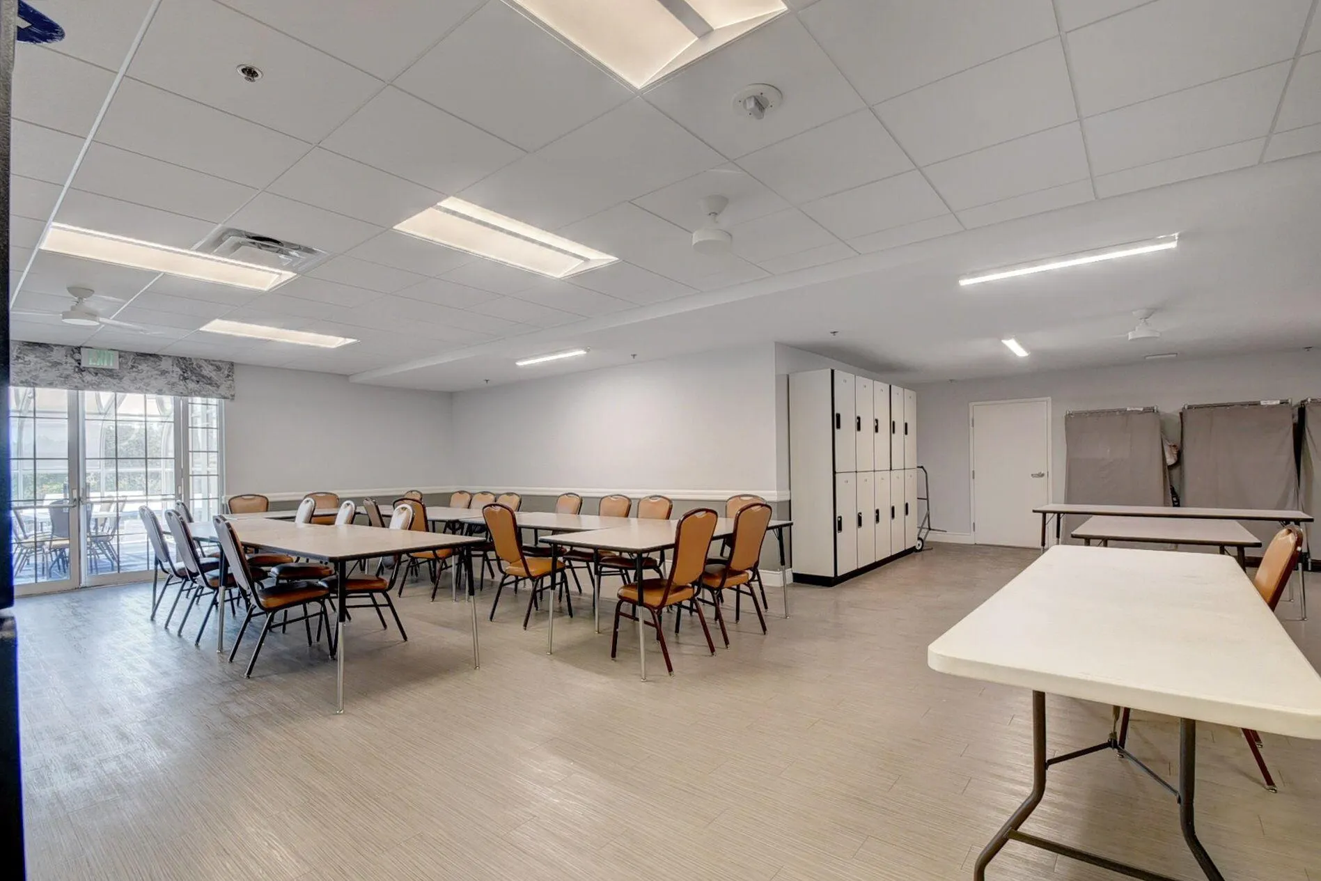 5147 Europa Drive, #W