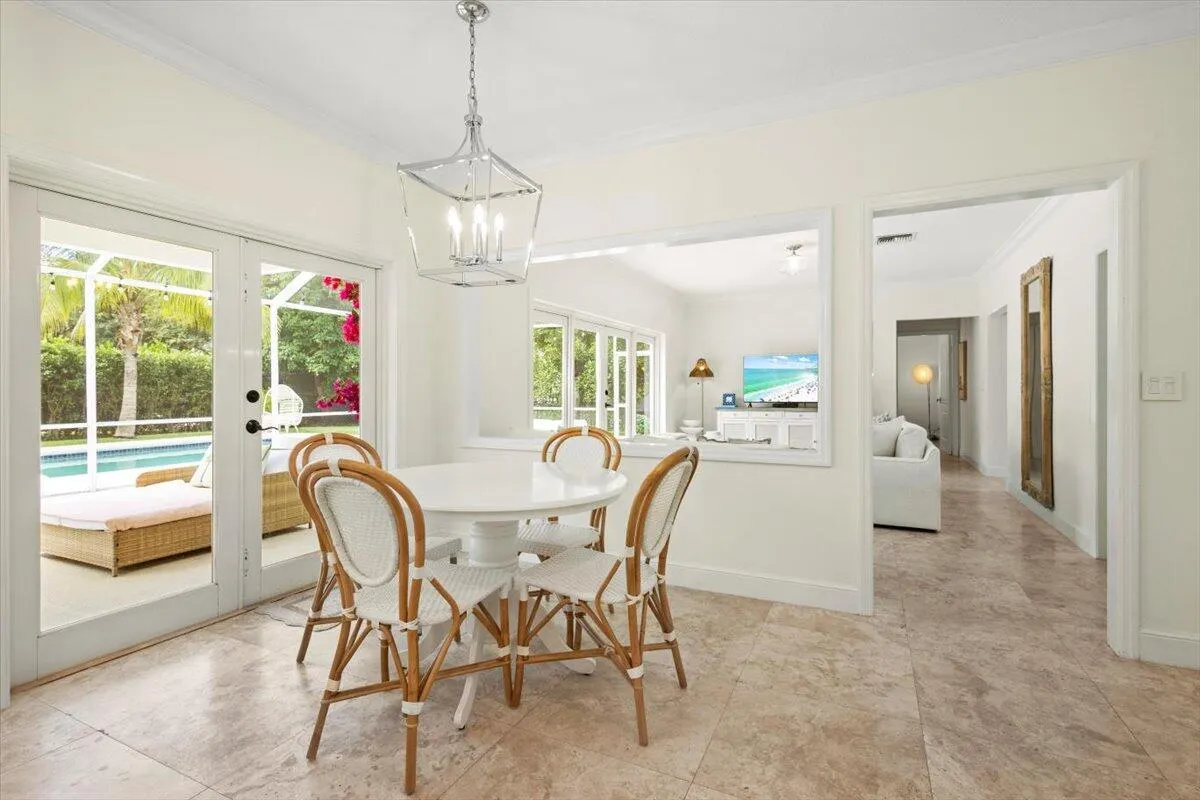 10117 Hunt Club Lane